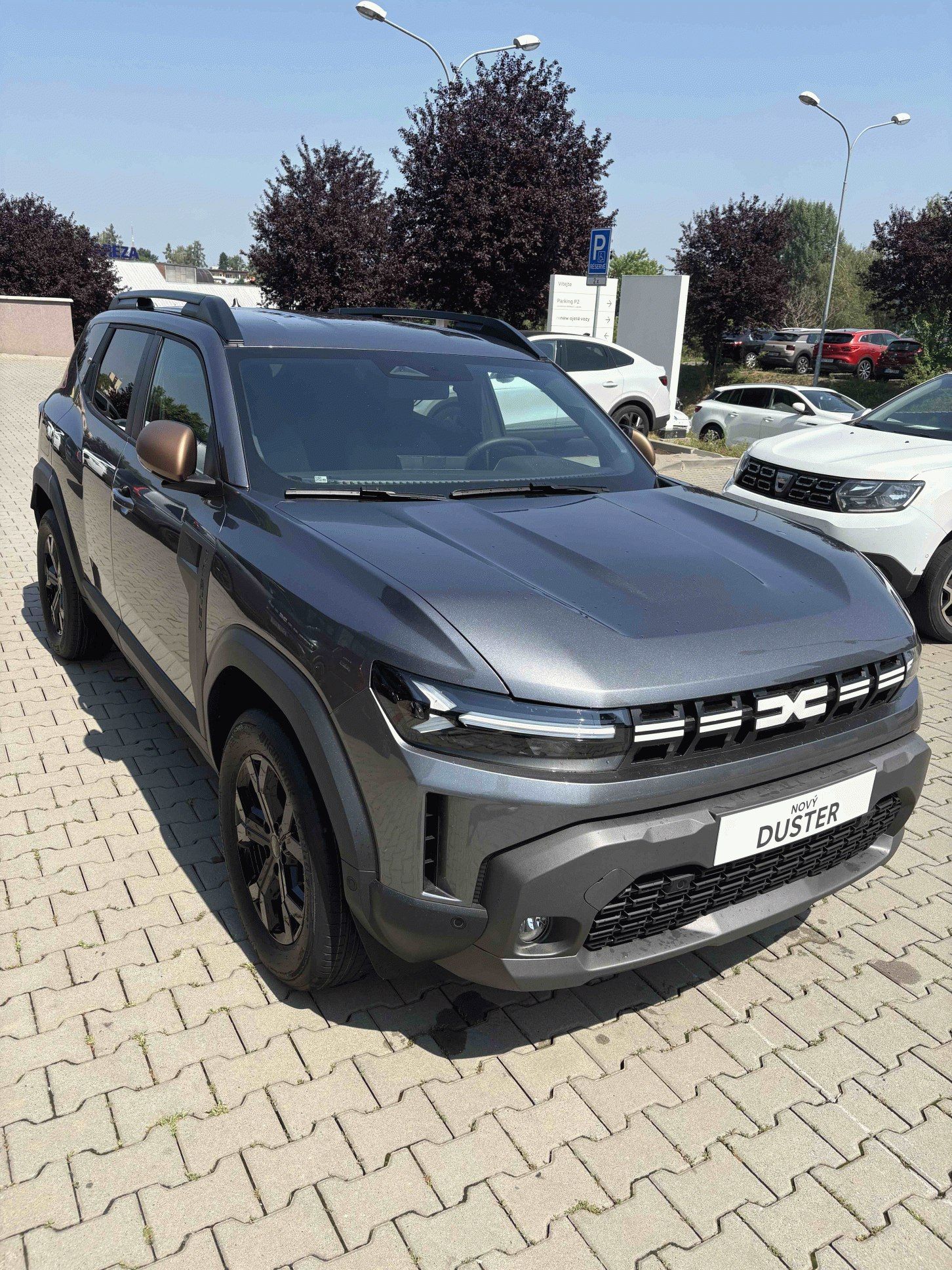 Dacia Duster, Extreme ECO-G 120 auto pobočka - fotka 2