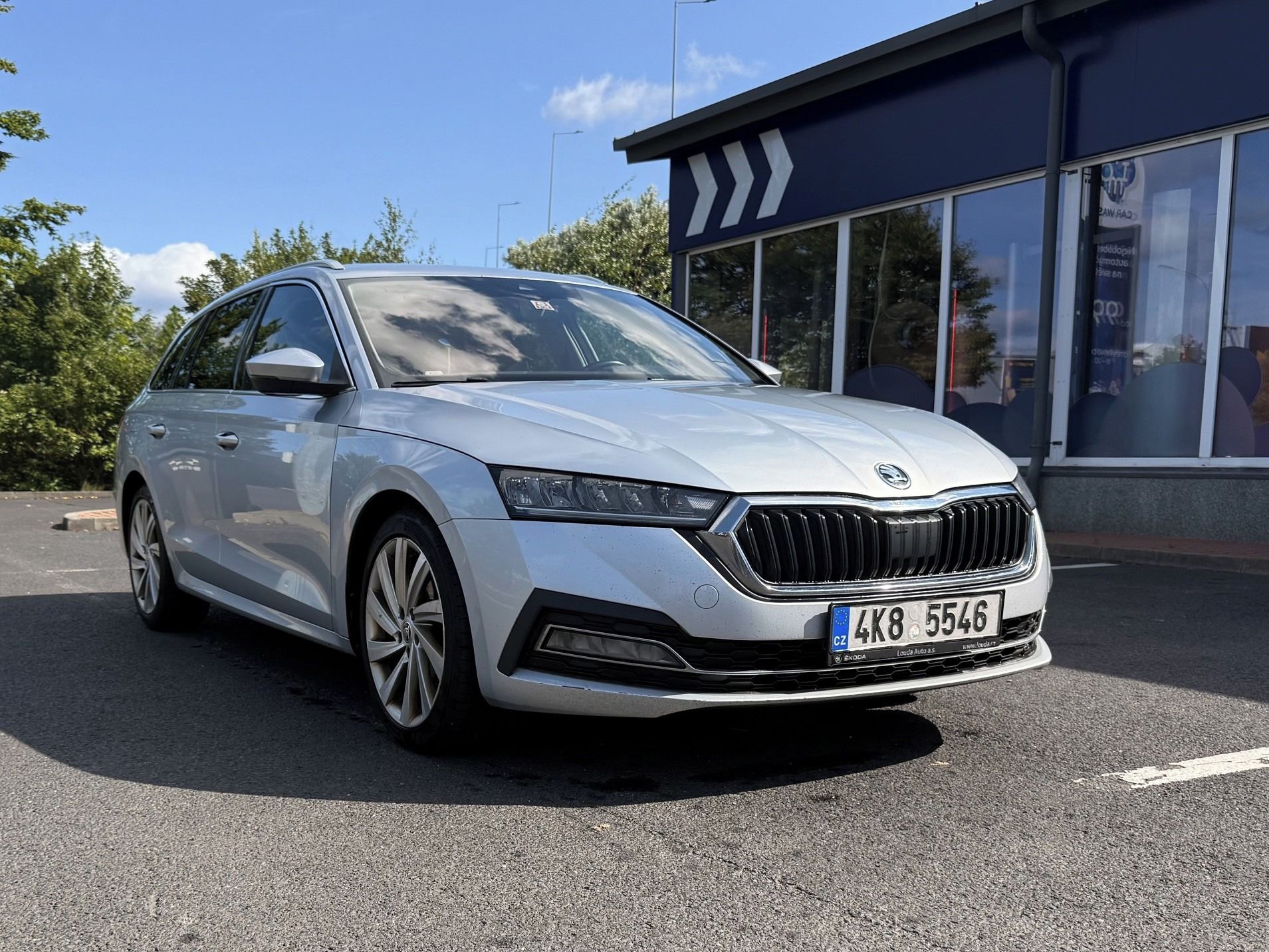 Škoda Octavia, Škoda Octavia II Style combi - fotka 2