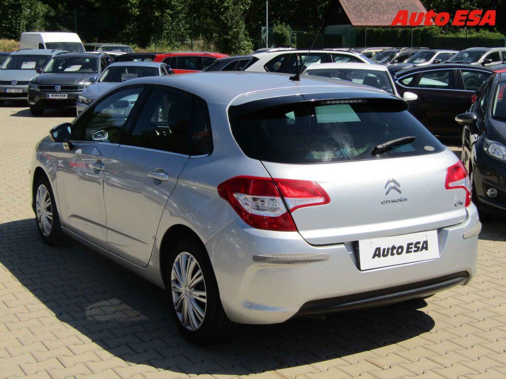 Citroën C4, 1.6 VTi - fotka 6