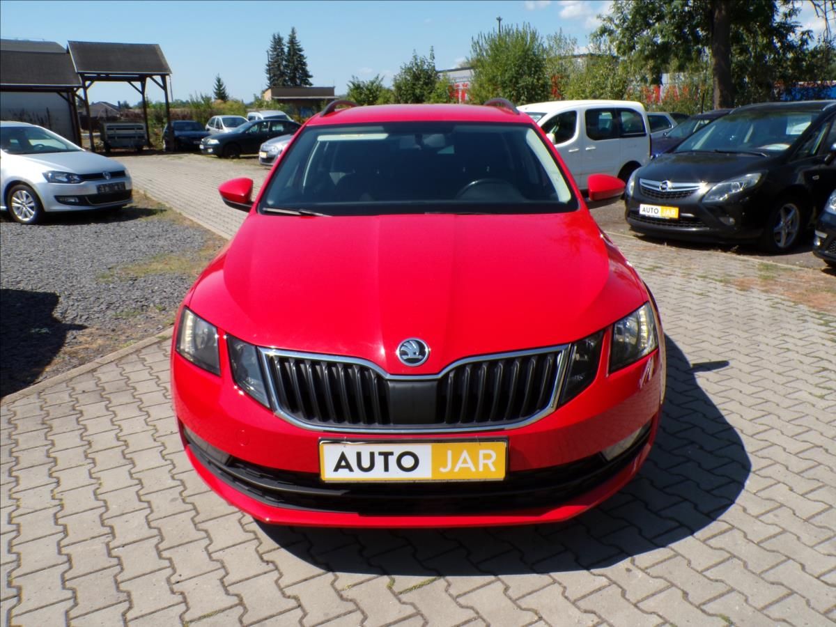Škoda Octavia, 1,6 TDI - fotka 2