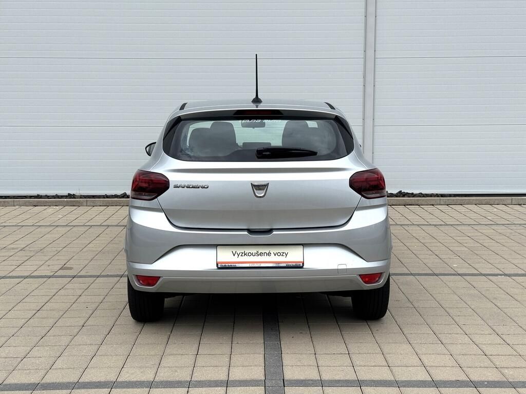 Dacia Sandero, Essential 1.0 TCe 67 kW - fotka 6