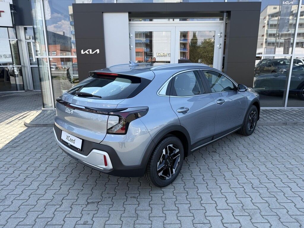 Kia XCee´d, 1,0 T-GDI 85 kW SPIN - fotka 3