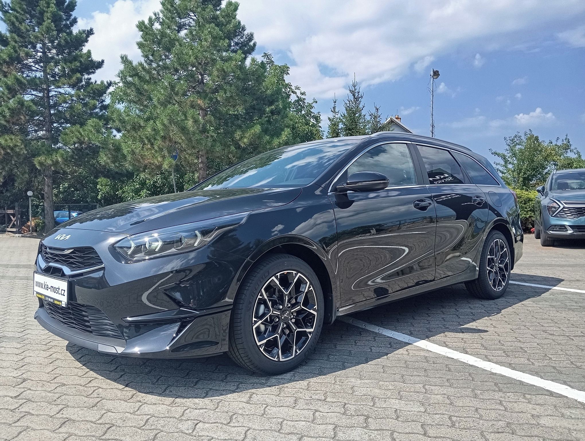 Kia Cee´d SW, 1.5 T-GDi EDICE 30 SLEVA - fotka 4