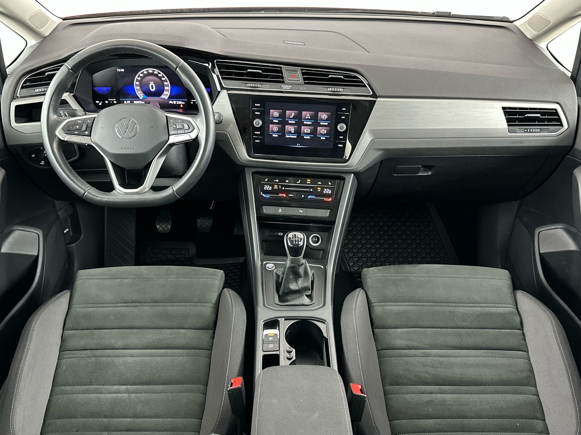 Volkswagen Touran, Comfortline 1.5 TSI 110kW - fotka 5