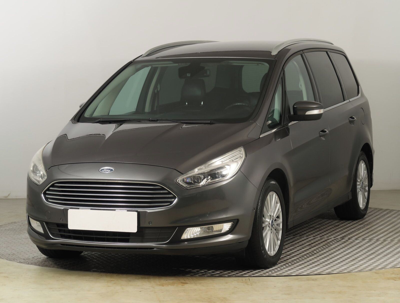 Ford Galaxy, 2.0 TDCi, 4X4, 7 míst - fotka 2