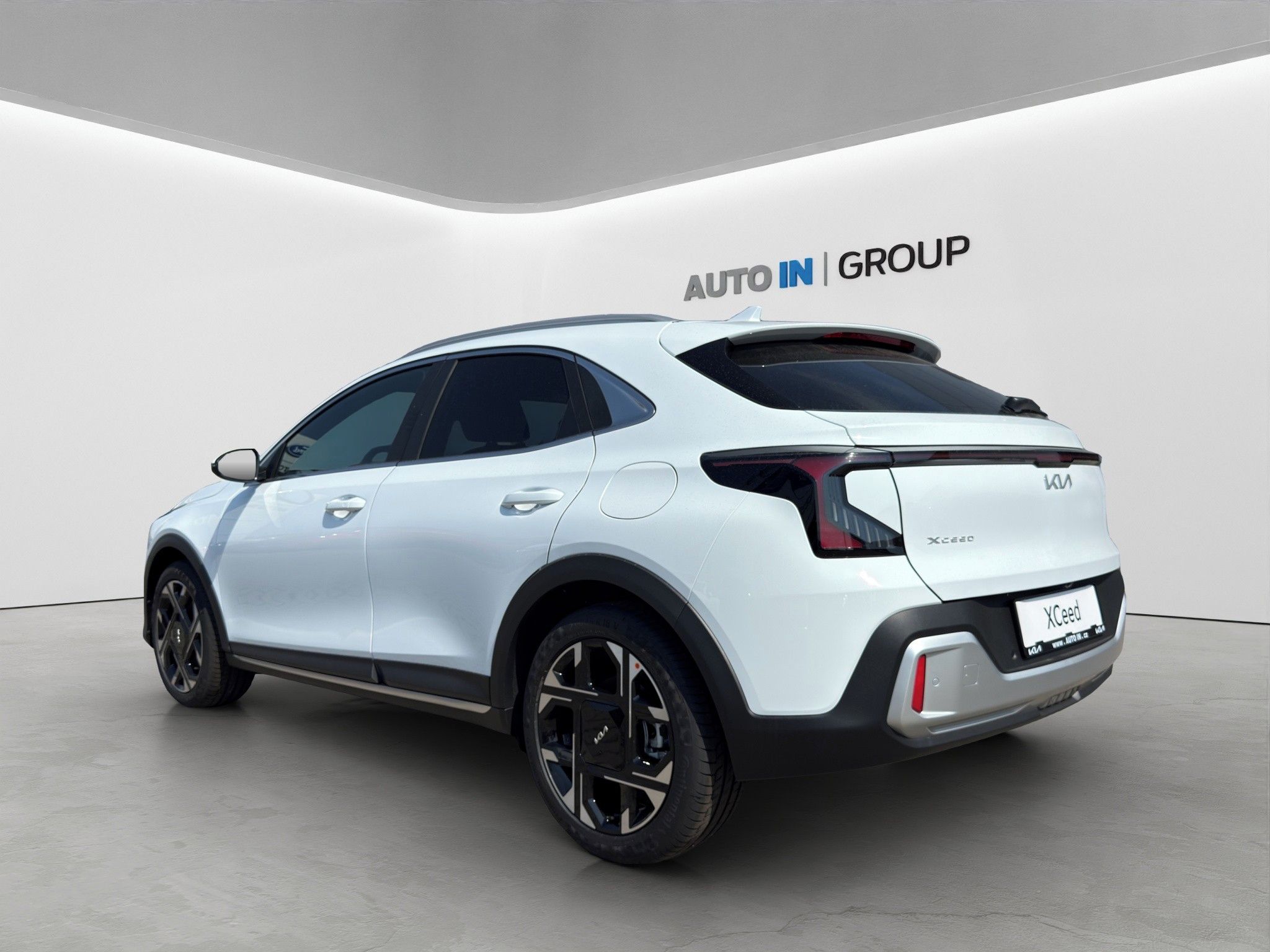 Kia XCee´d, XCeed CD 1,6 T-GDi GPF 7DCT TO - fotka 4