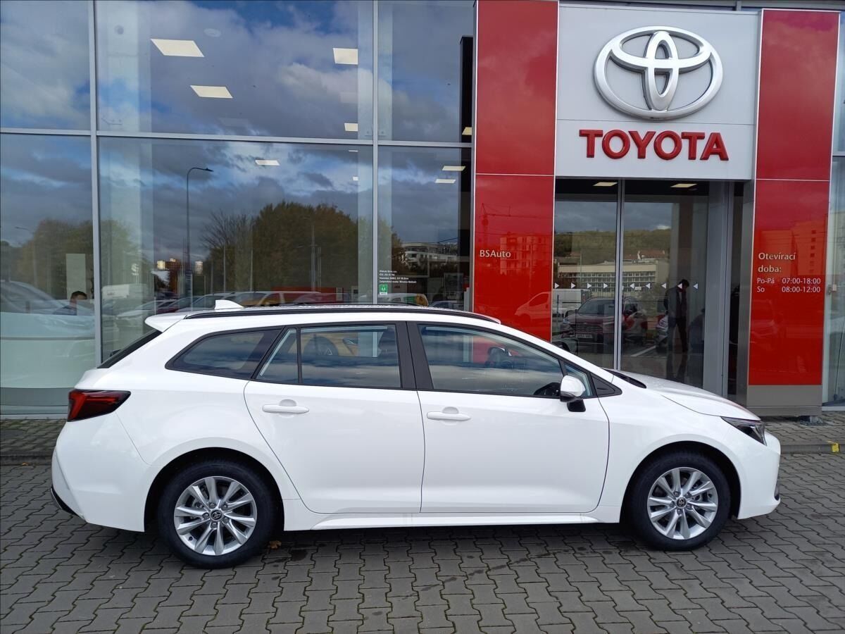 Toyota Corolla, 1.8 Comfort - fotka 6