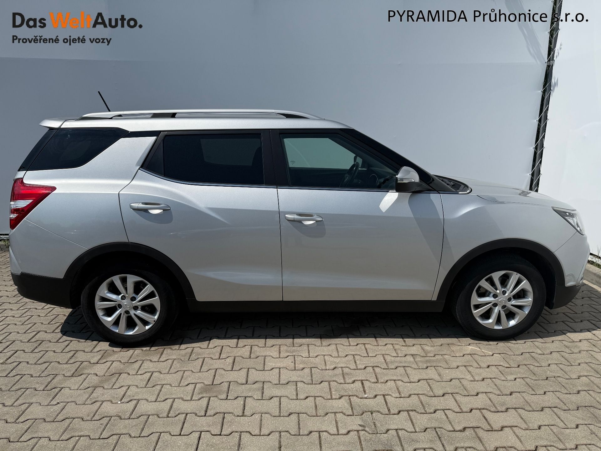 SsangYong Tivoli, 1.6 e-XGi 94 kW DLX - fotka 6