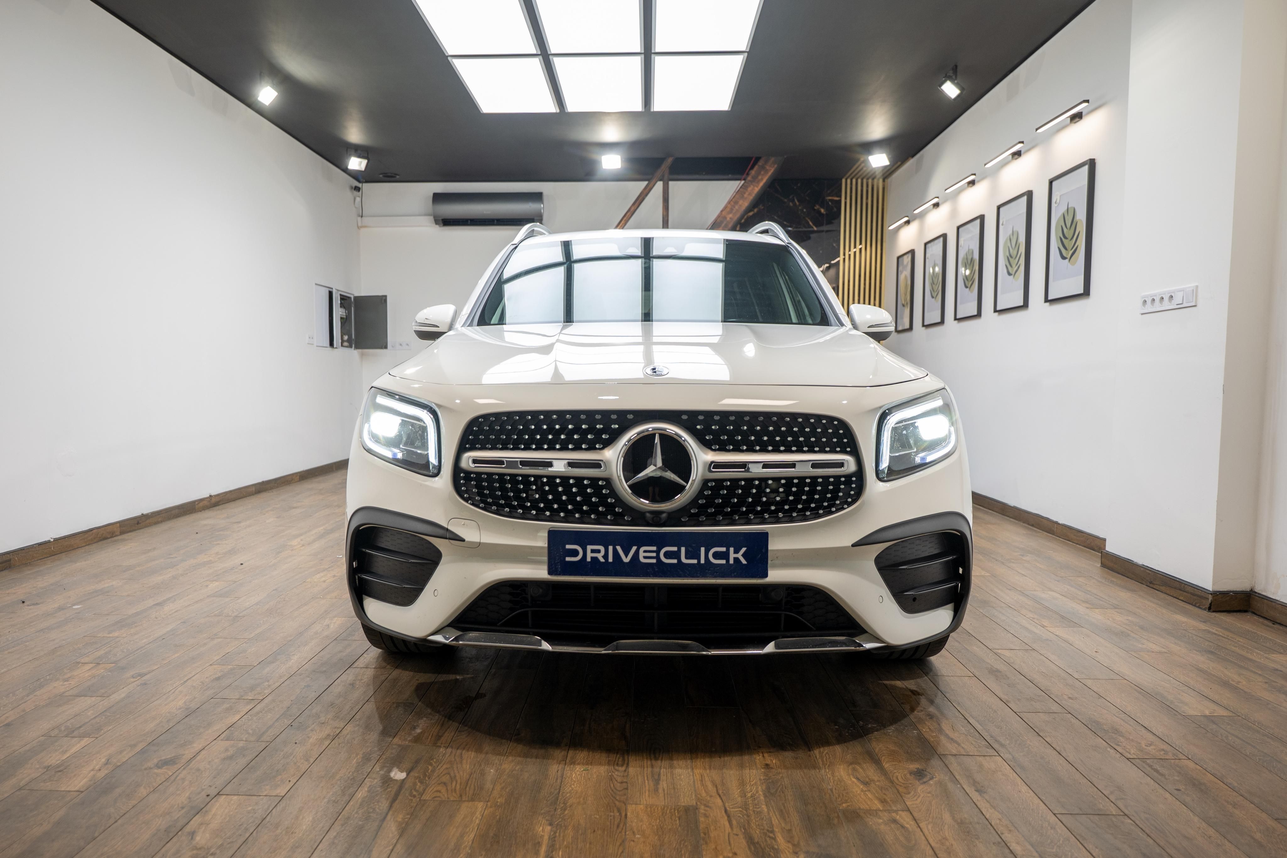 Mercedes-Benz GLB, 200d 4Matic AMG Packet - fotka 2
