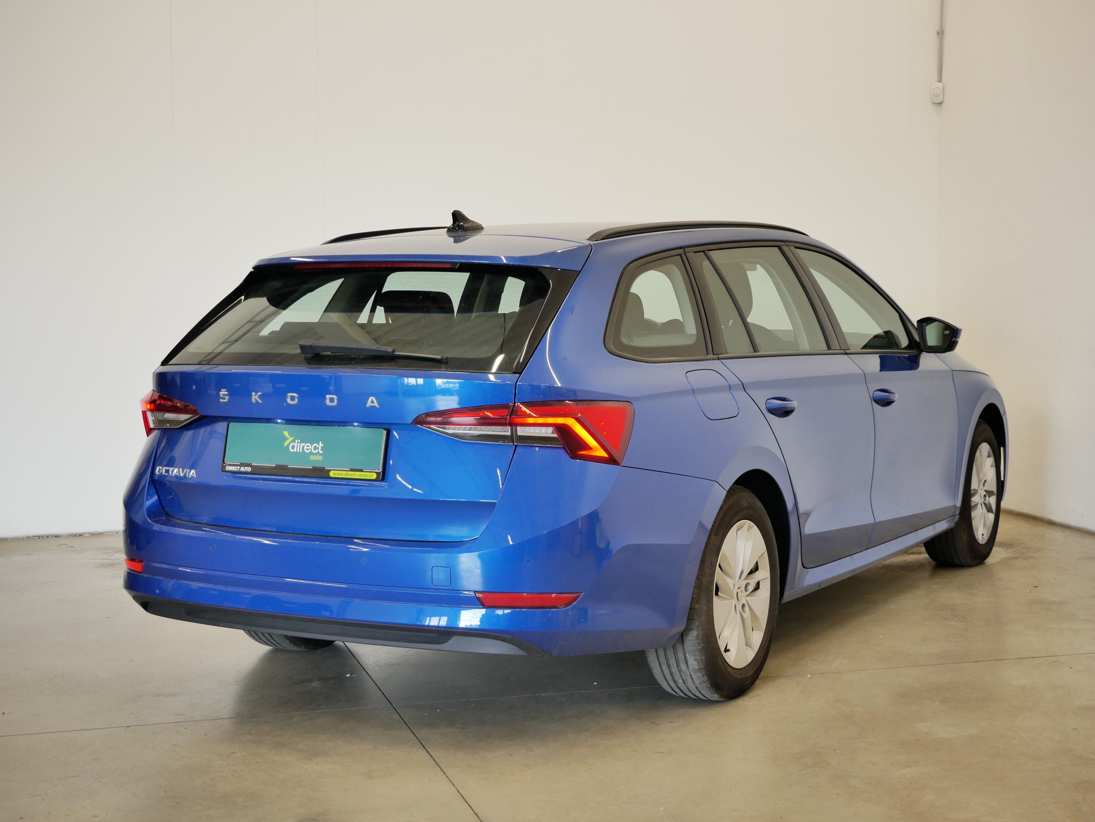 Škoda Octavia, 2.0 TDI 85 kW Ambition+ - fotka 2