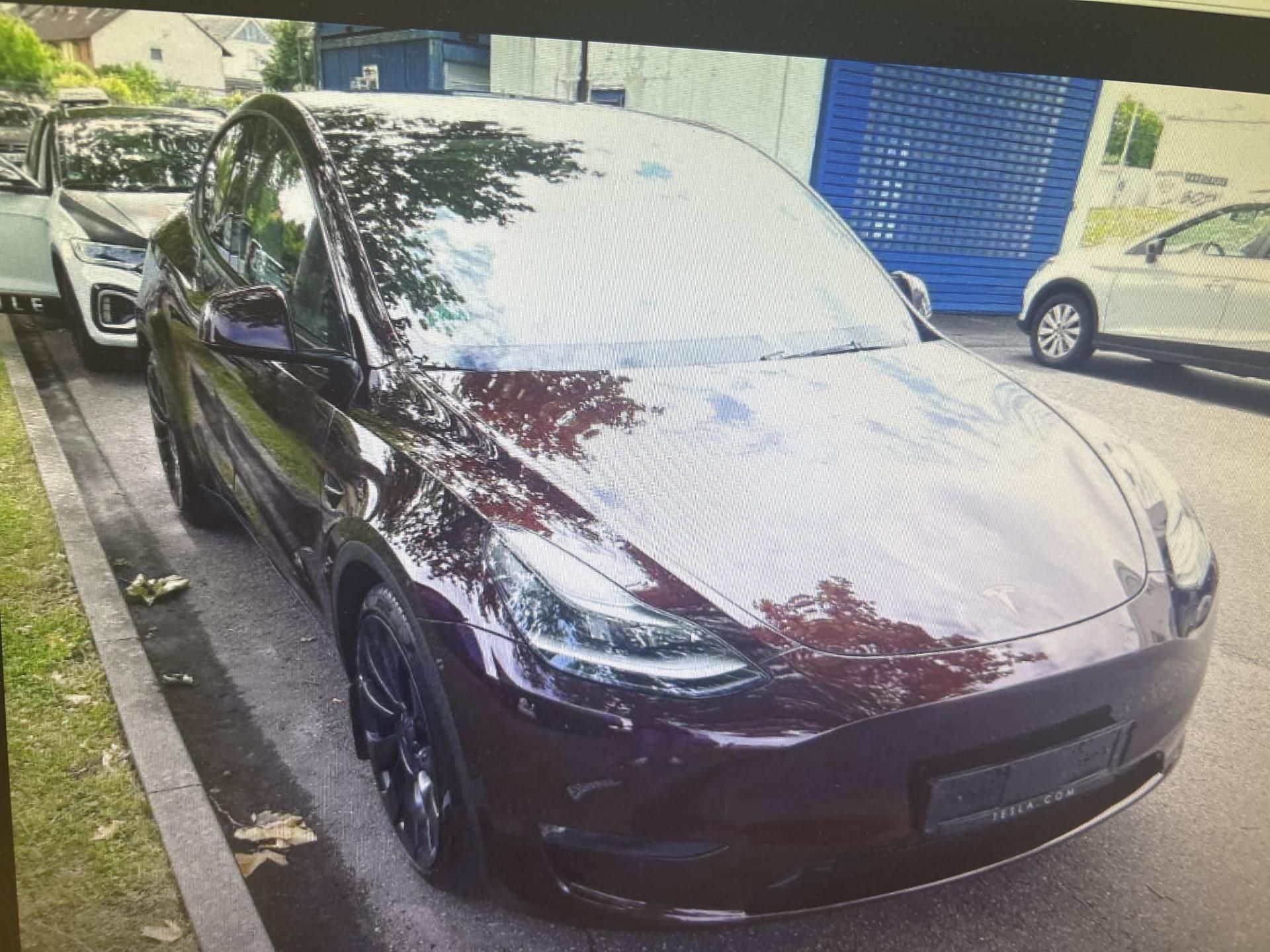 Tesla Model Y, PERFORMANCE 393kw 21ALU 94,7%