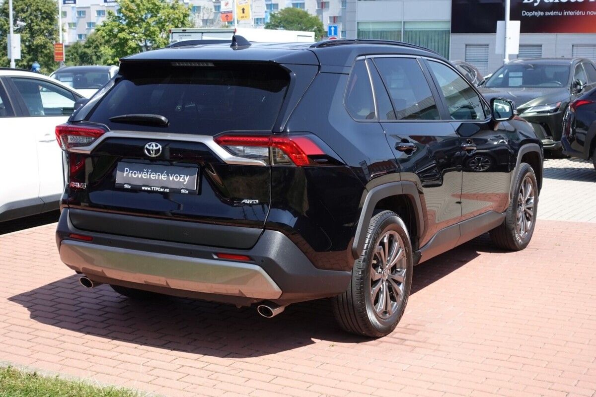 Toyota Rav4, 2,0VVT-i A/T 4x4 Comfort Style - fotka 4
