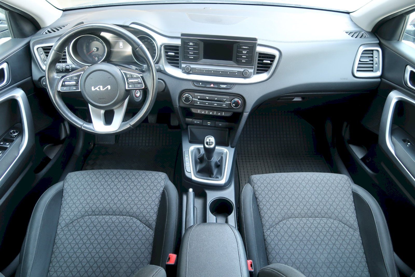 Kia Cee´d, Sportswagon 1,0 T-GDI/88 kW - fotka 5