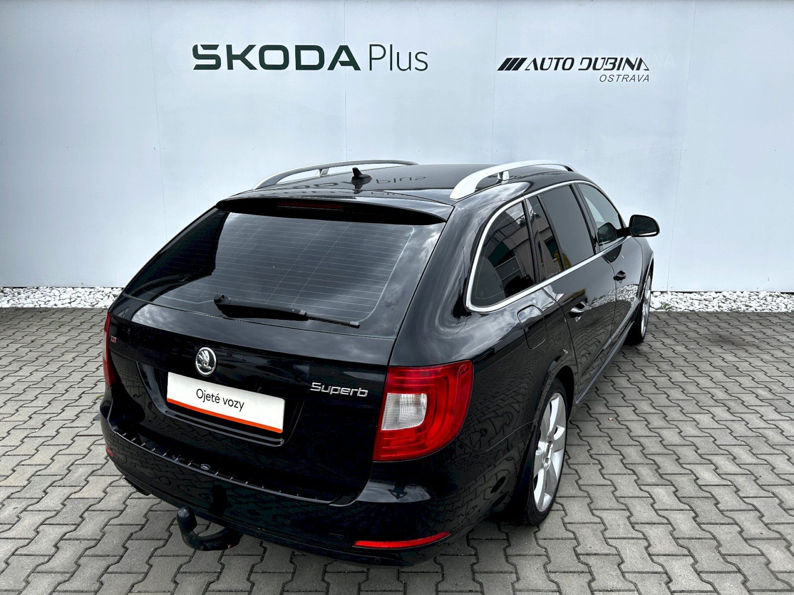 Škoda Superb, Combi 2.0 TDI CR DPF 125kW MP6 - fotka 2