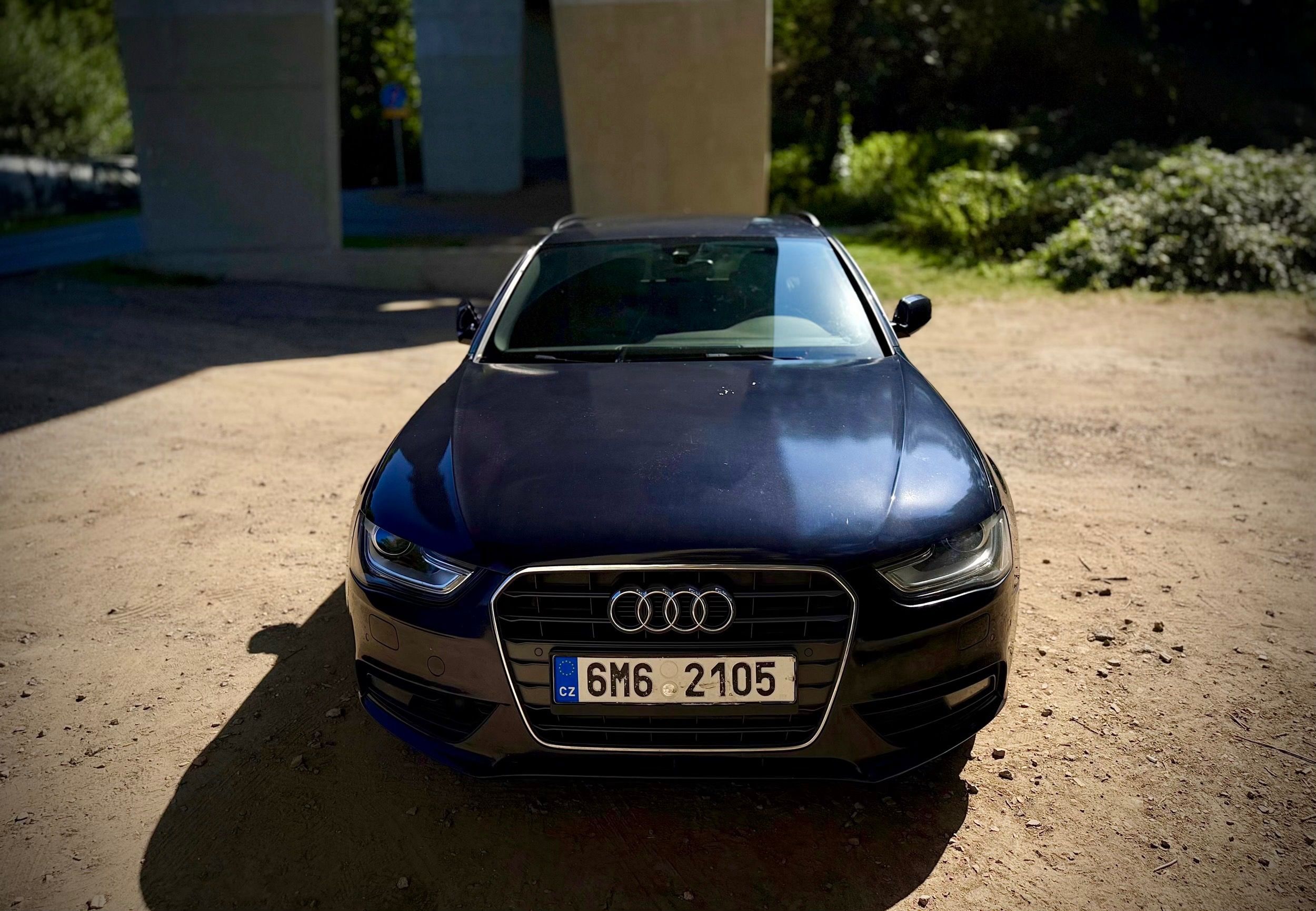 Audi A4 Avant, 2.0 TDI S-line - fotka 5