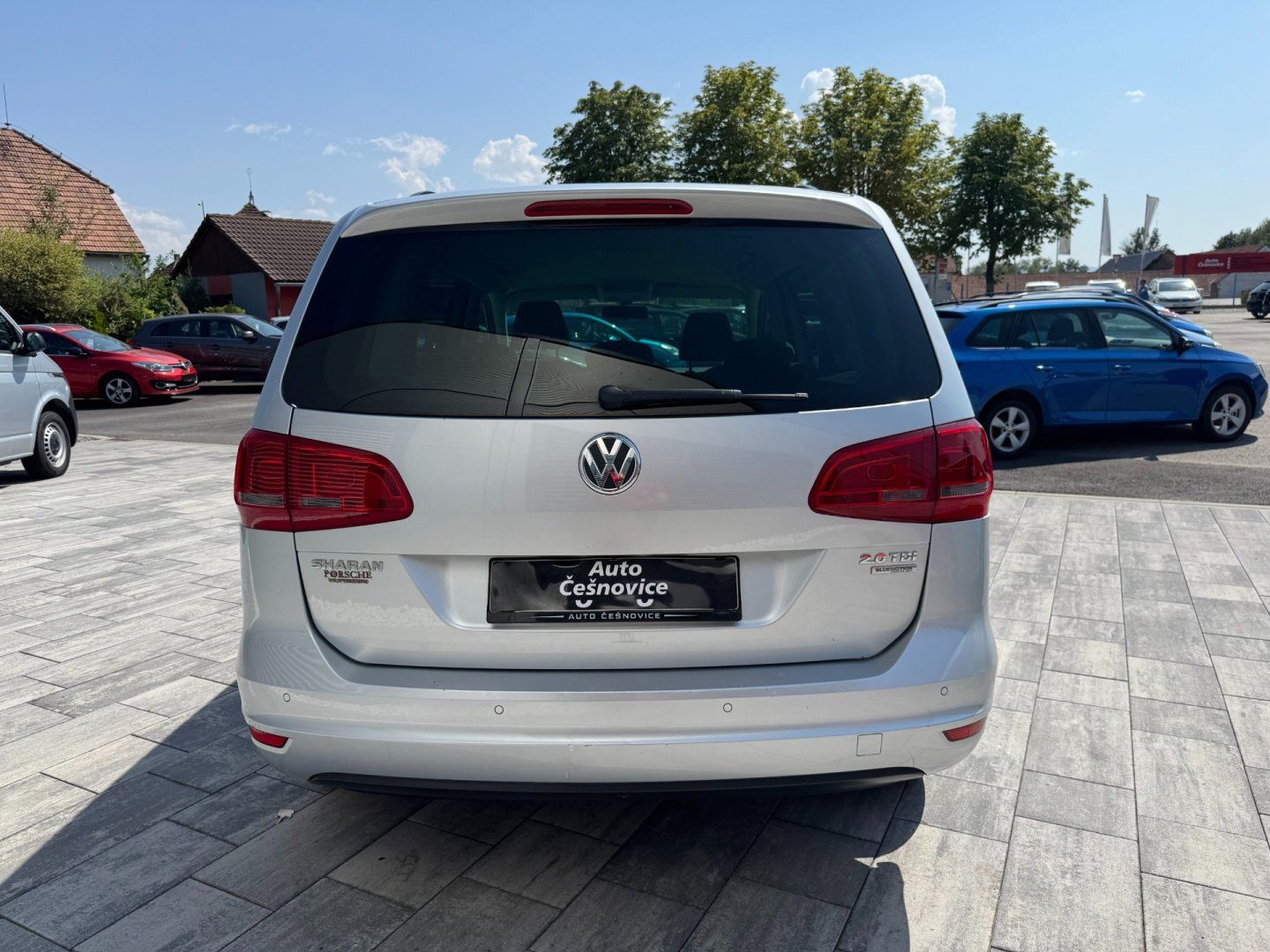 Volkswagen Sharan, Comfortline 2.0 TDI 103kW - fotka 6