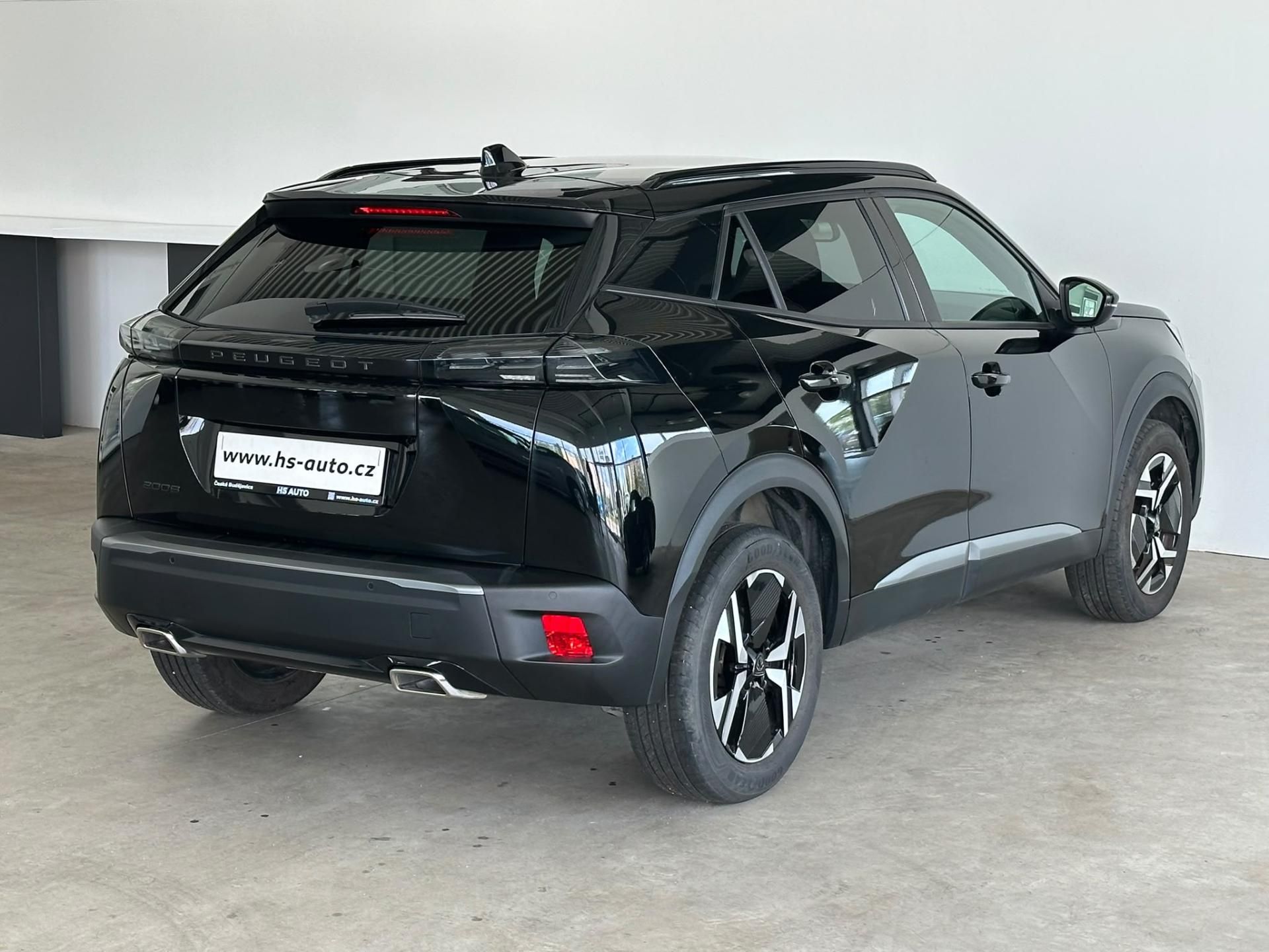 Peugeot 2008, 1,2 PT Allure, 96kW, Automat - fotka 4
