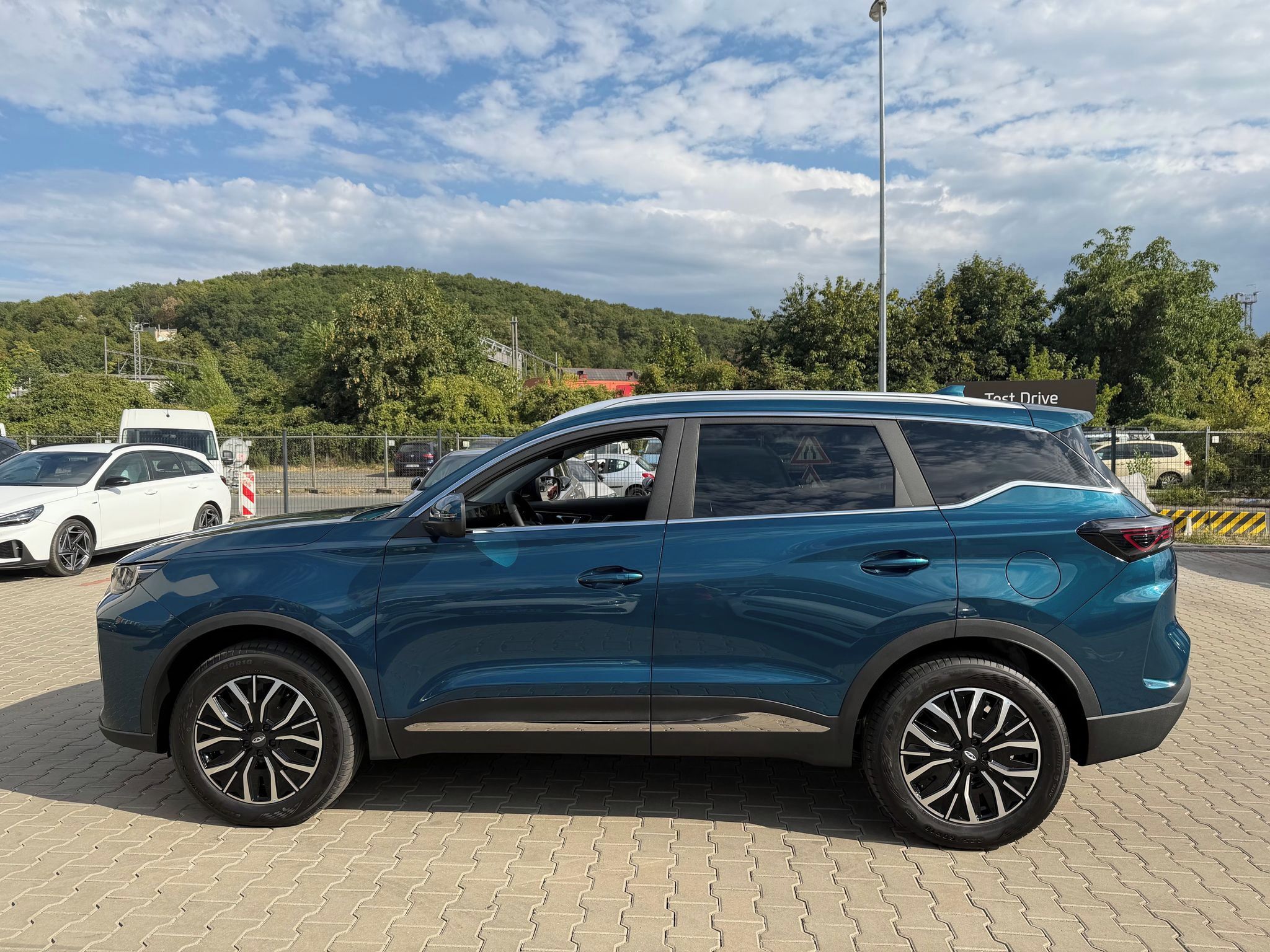 Chery Tiggo 7, Unique HEV - fotka 3