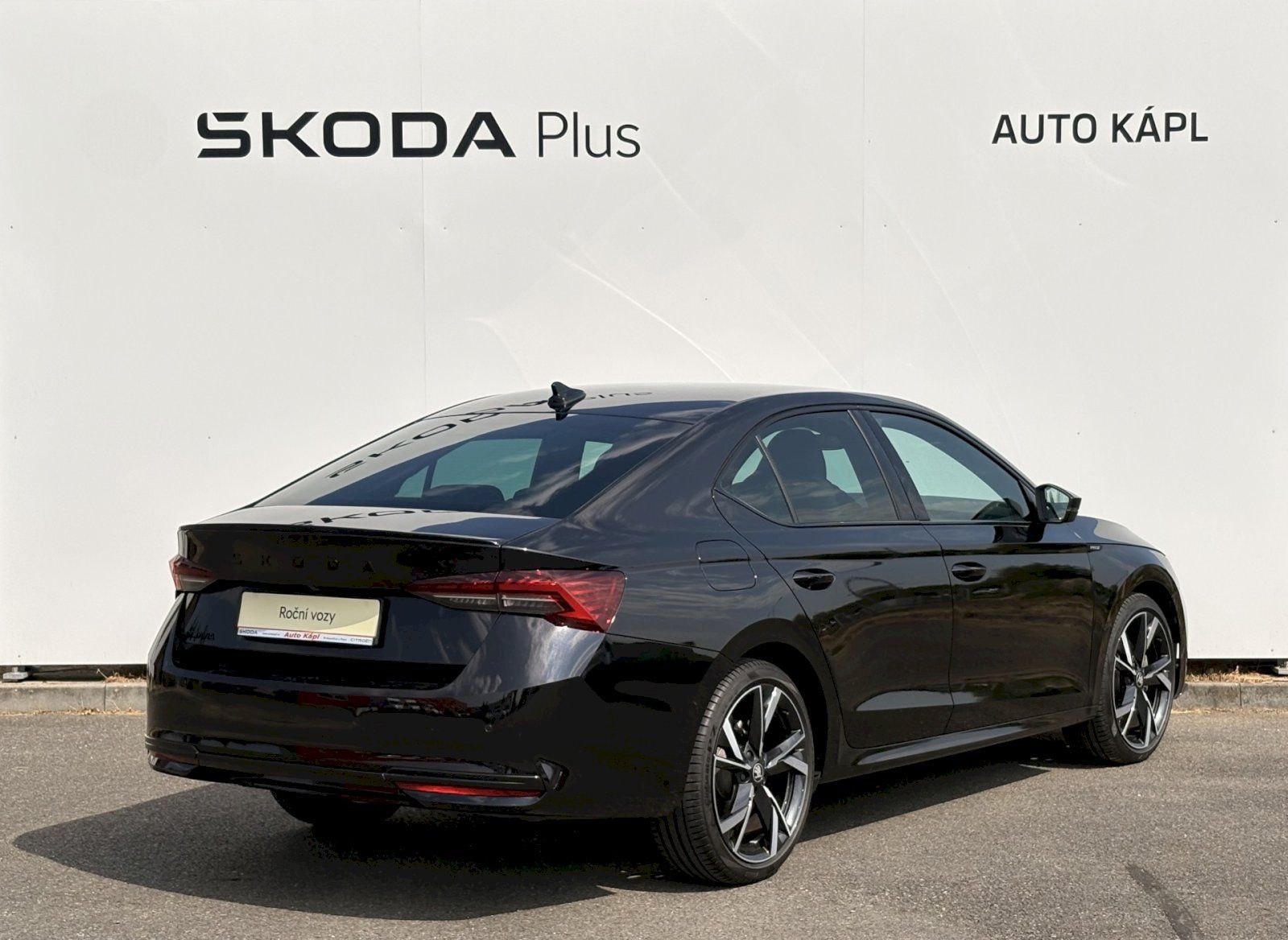 Škoda Octavia, TSI m-HEV 110 kW DSG Sportline - fotka 2