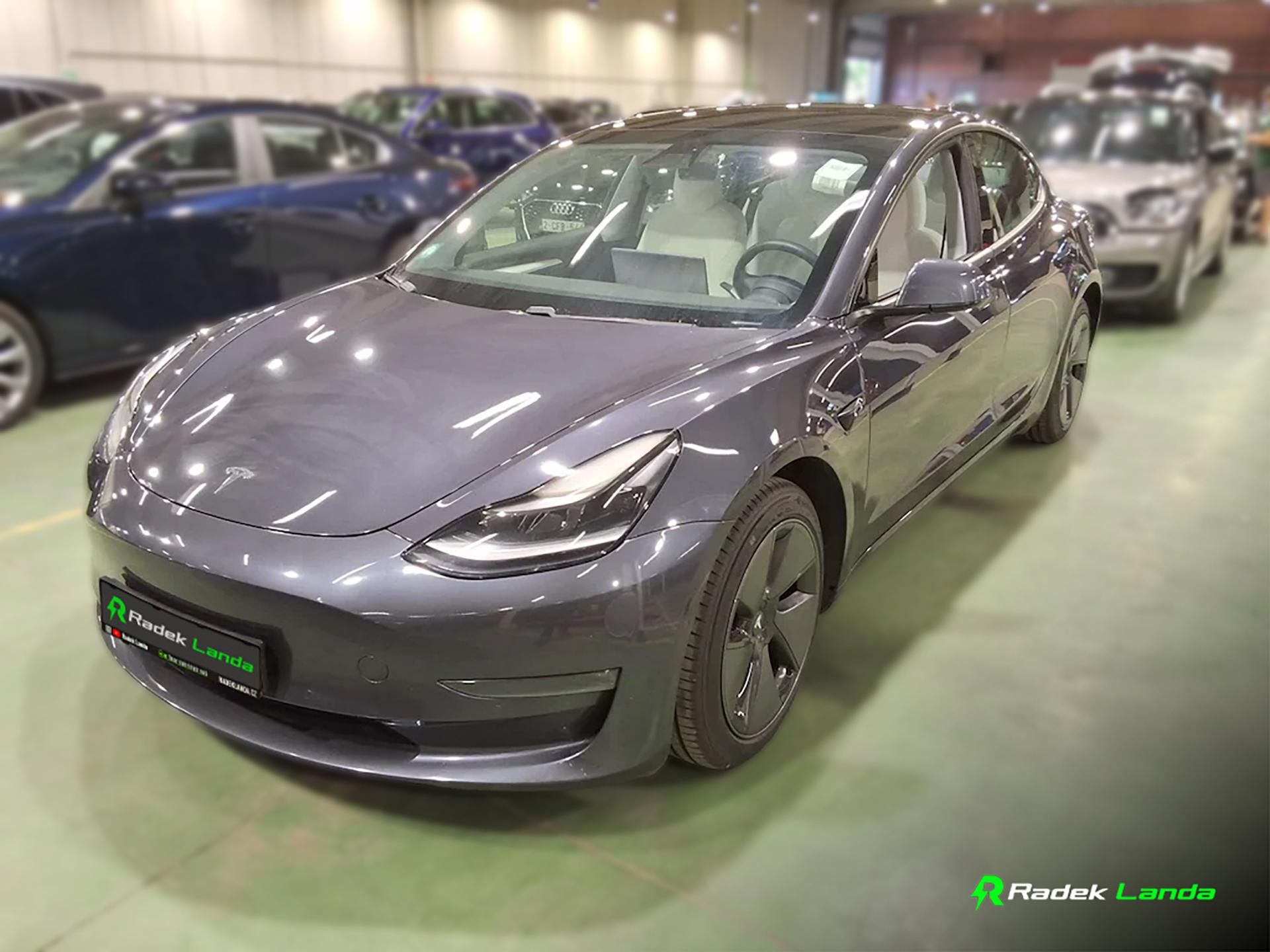Tesla Model 3, LR AWD 75 kWh | Bílý interiér