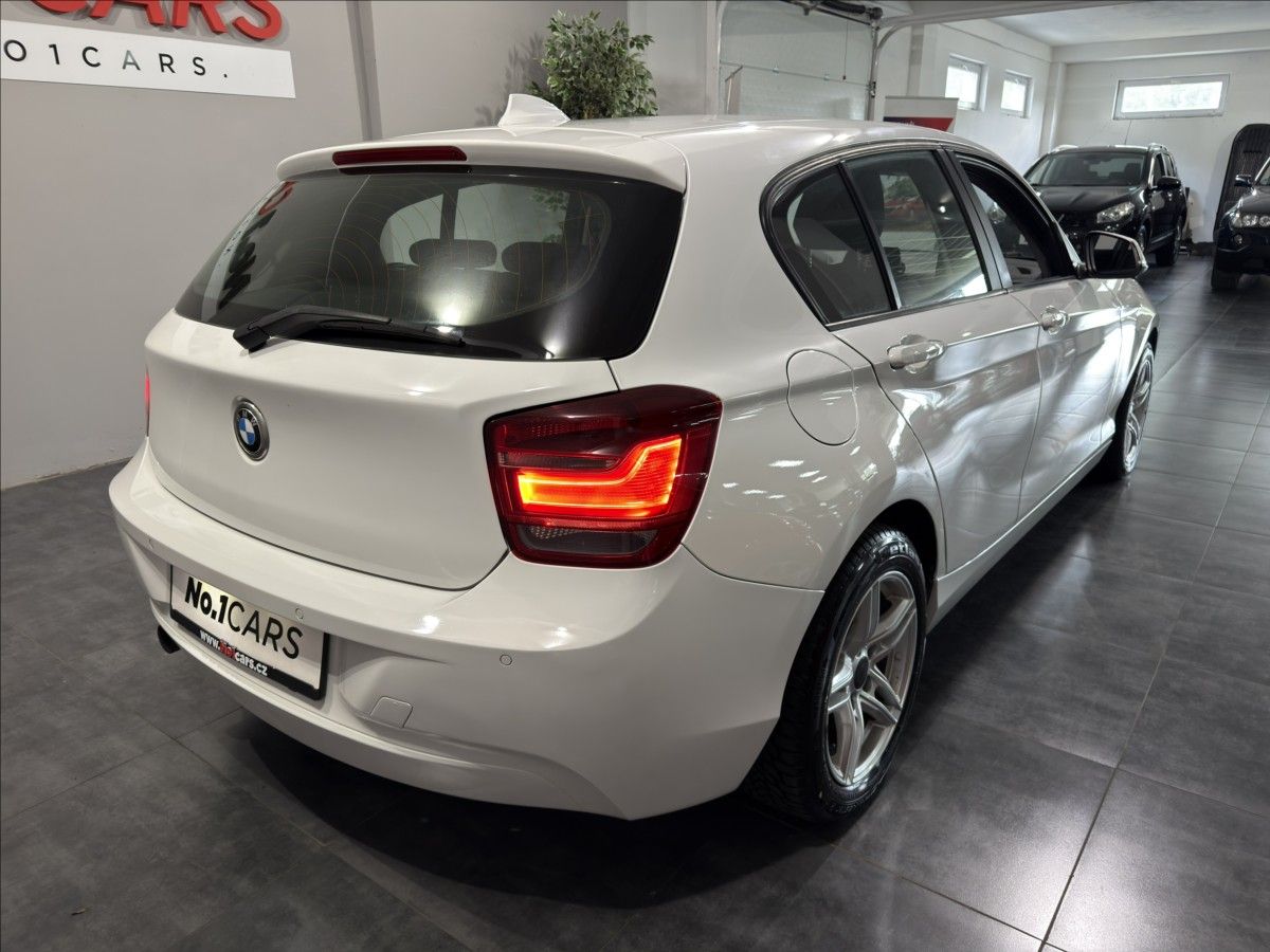 BMW Řada 1, 1,6   116i BI-XEN LED SPORT - fotka 5