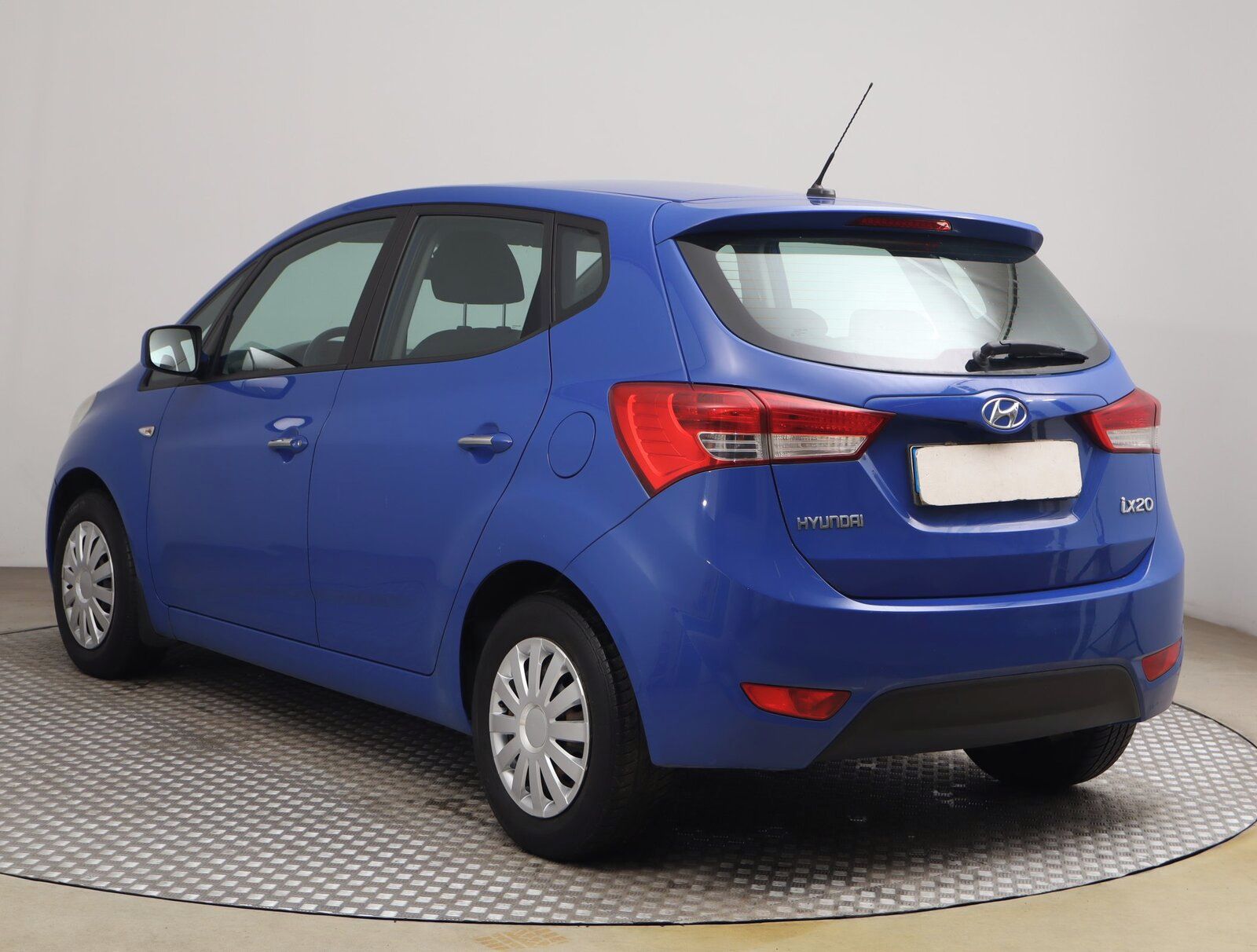 Hyundai ix20, 1.4 CRDi, NOVÁ CENA - fotka 4