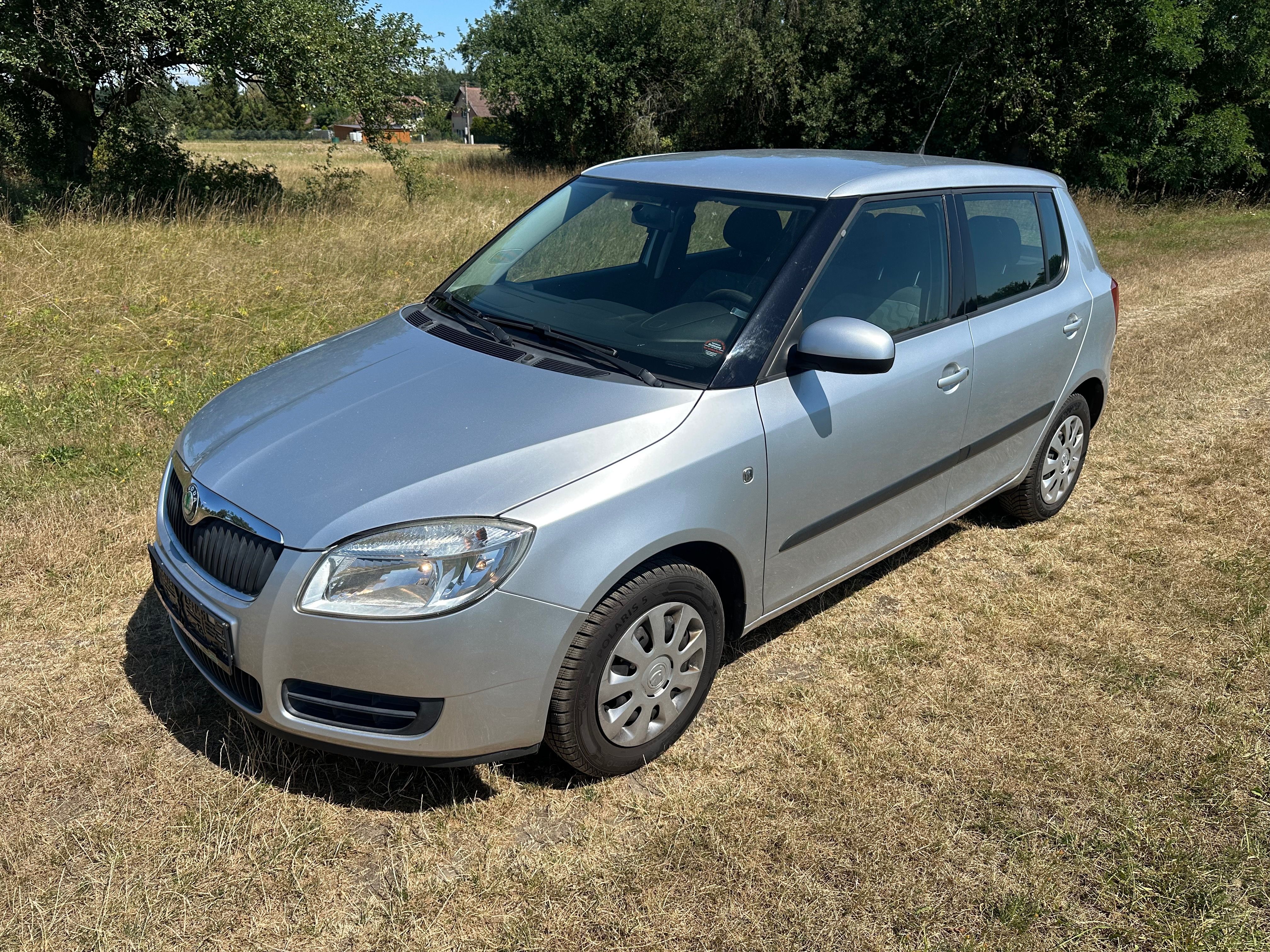 Škoda Fabia, 1.4-16v - fotka 3