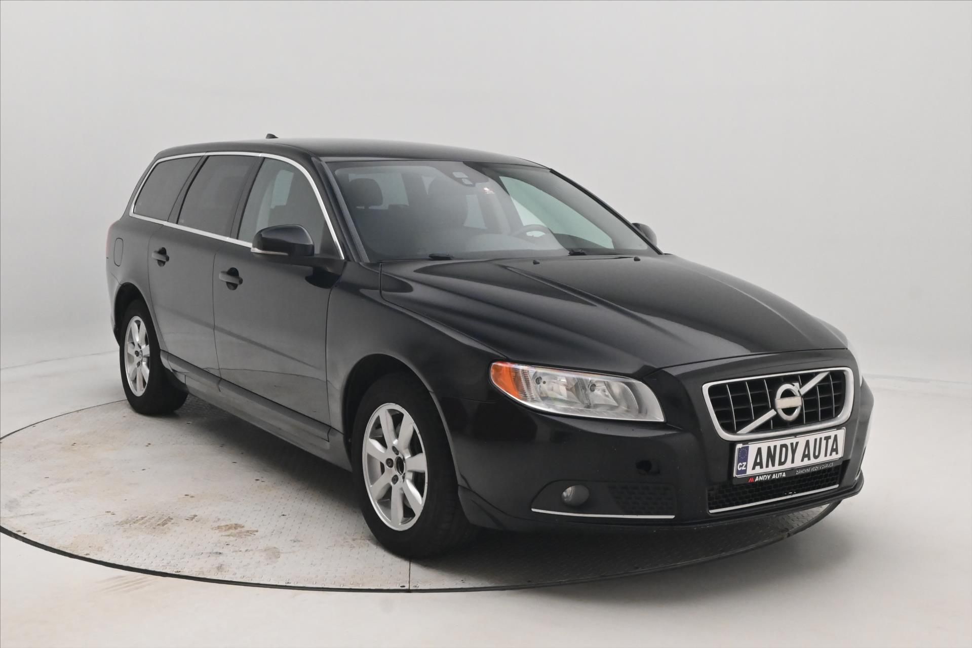 Volvo V70, 2,0 120kW D4 Manuál Tažné - fotka 3