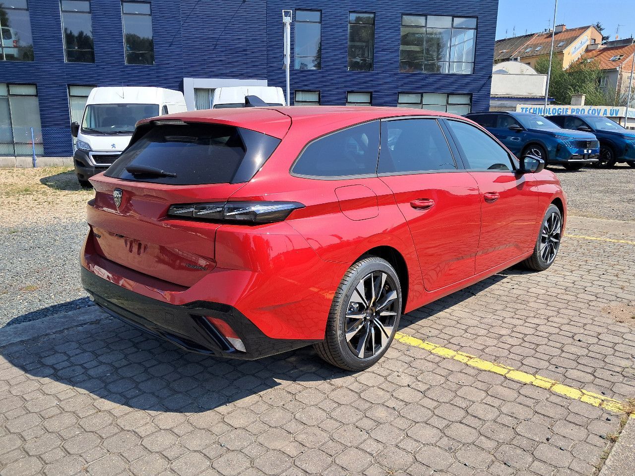 Peugeot 308, SW ALLURE Hybrid 145 e-DCS6 - fotka 5