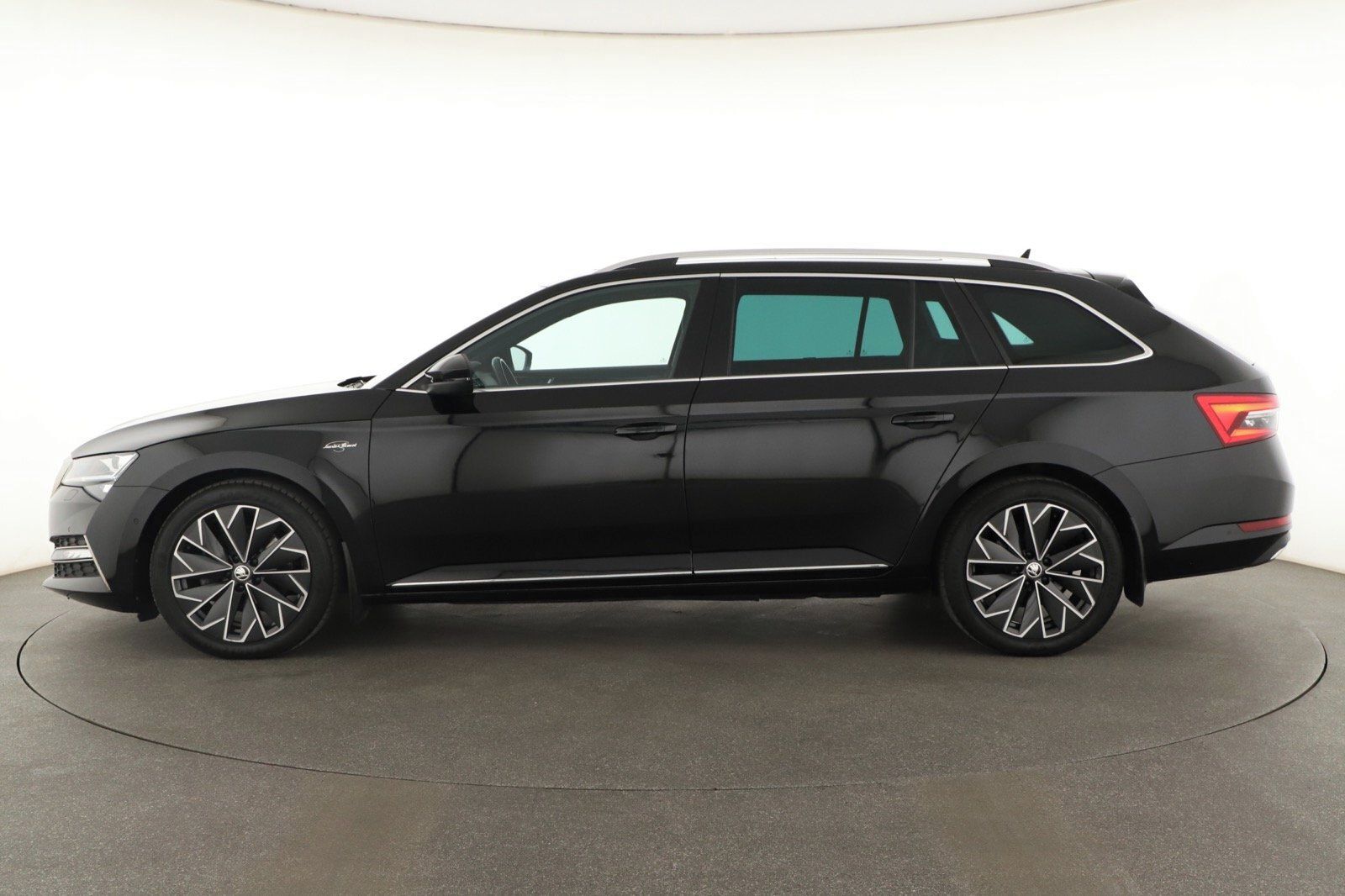 Škoda Superb, iV 1.4 TSI PHEV - fotka 3