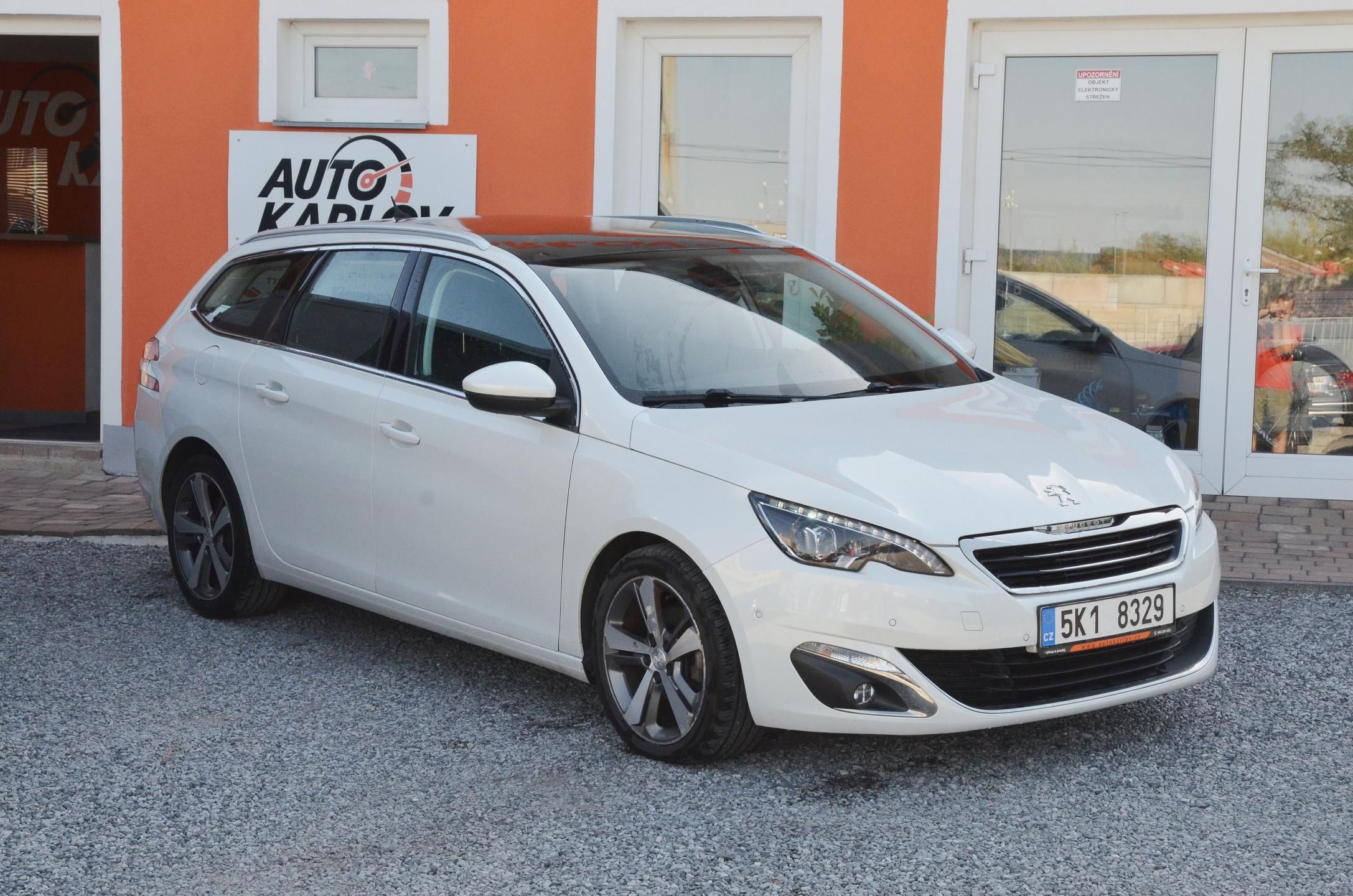 Peugeot 308, SW 1.2 96kW Allure / AUTOMAT
