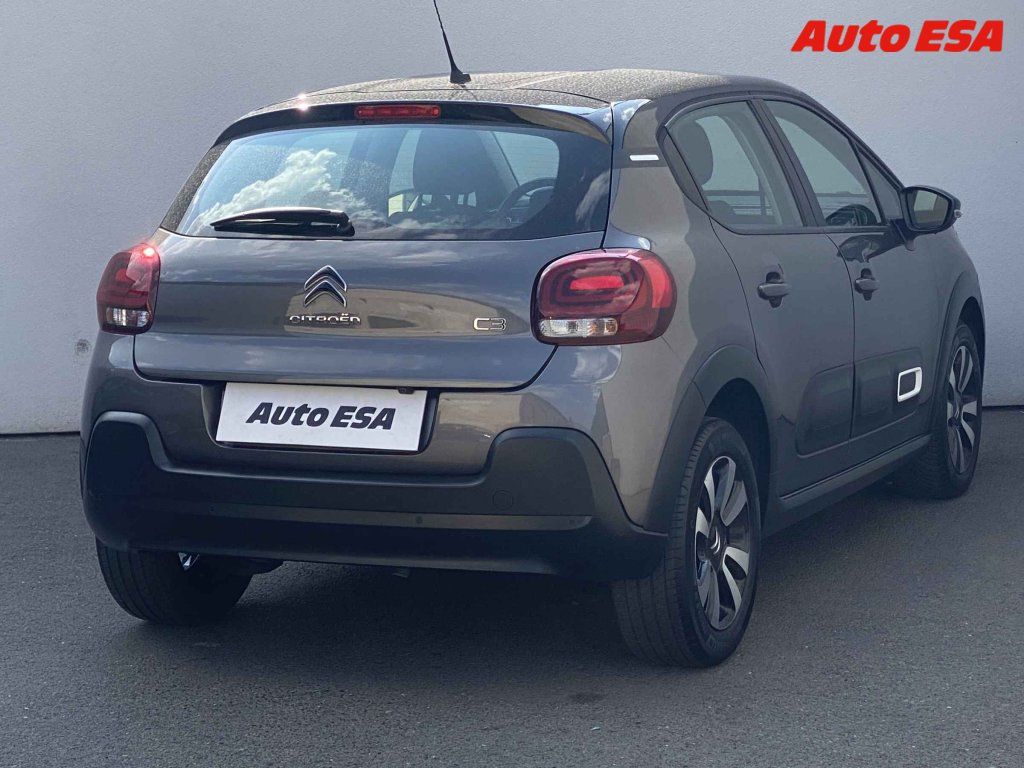 Citroën C3, 1.2 PT,Shine,navi,kamera - fotka 4