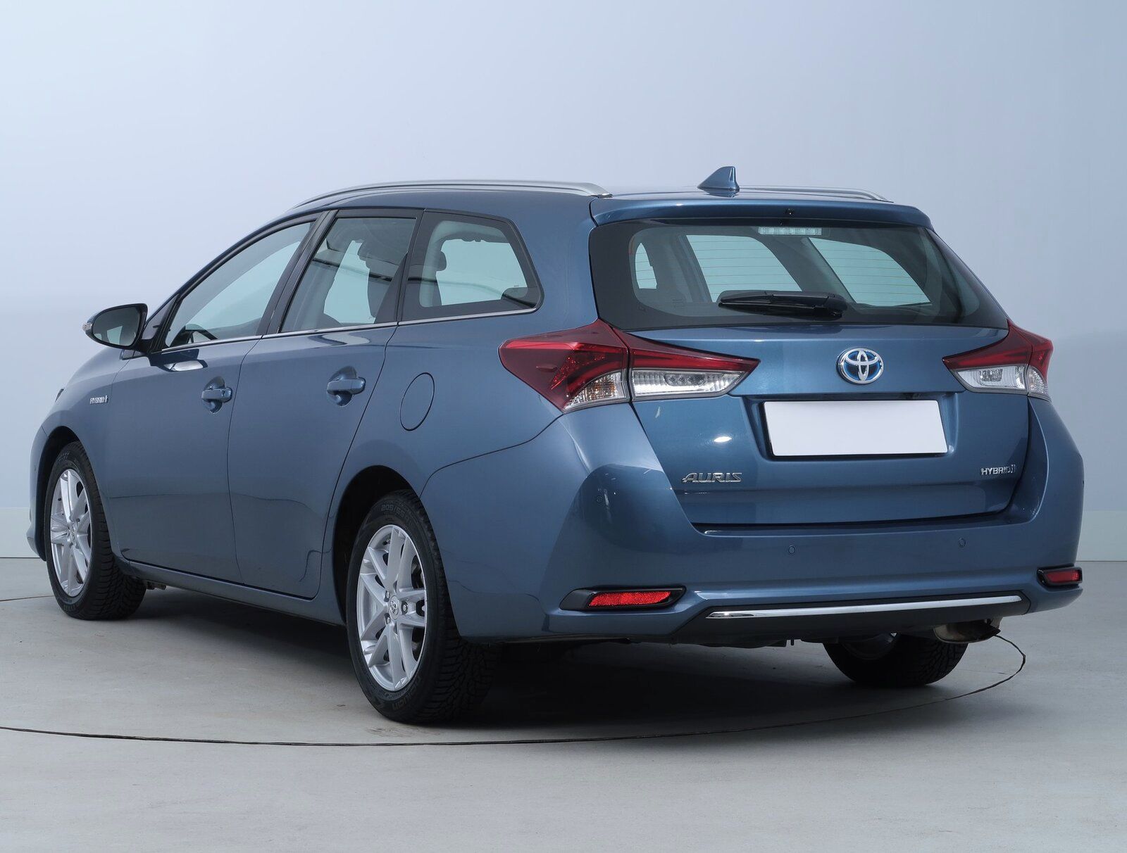 Toyota Auris, Hybrid, Automat, ČR,1.maj - fotka 4