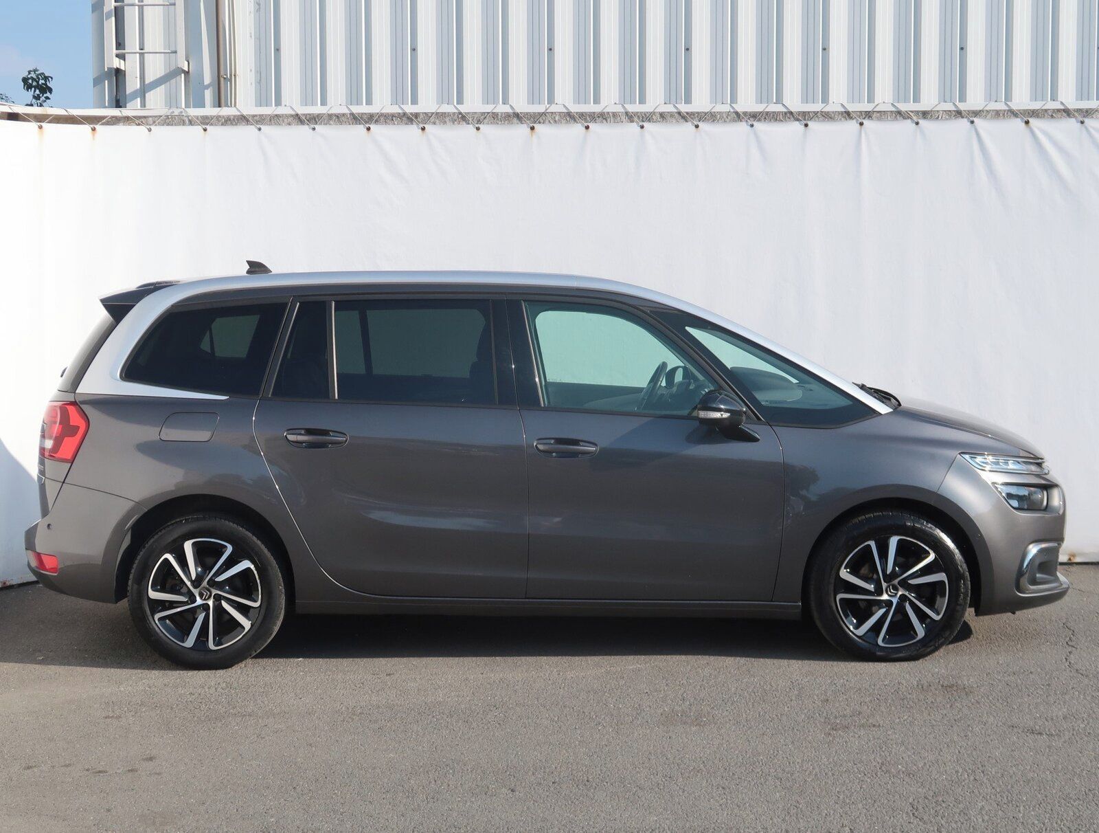 Citroën Grand C4 SpaceTourer, 1.5 BlueHDi, Automat, 7 míst - fotka 6