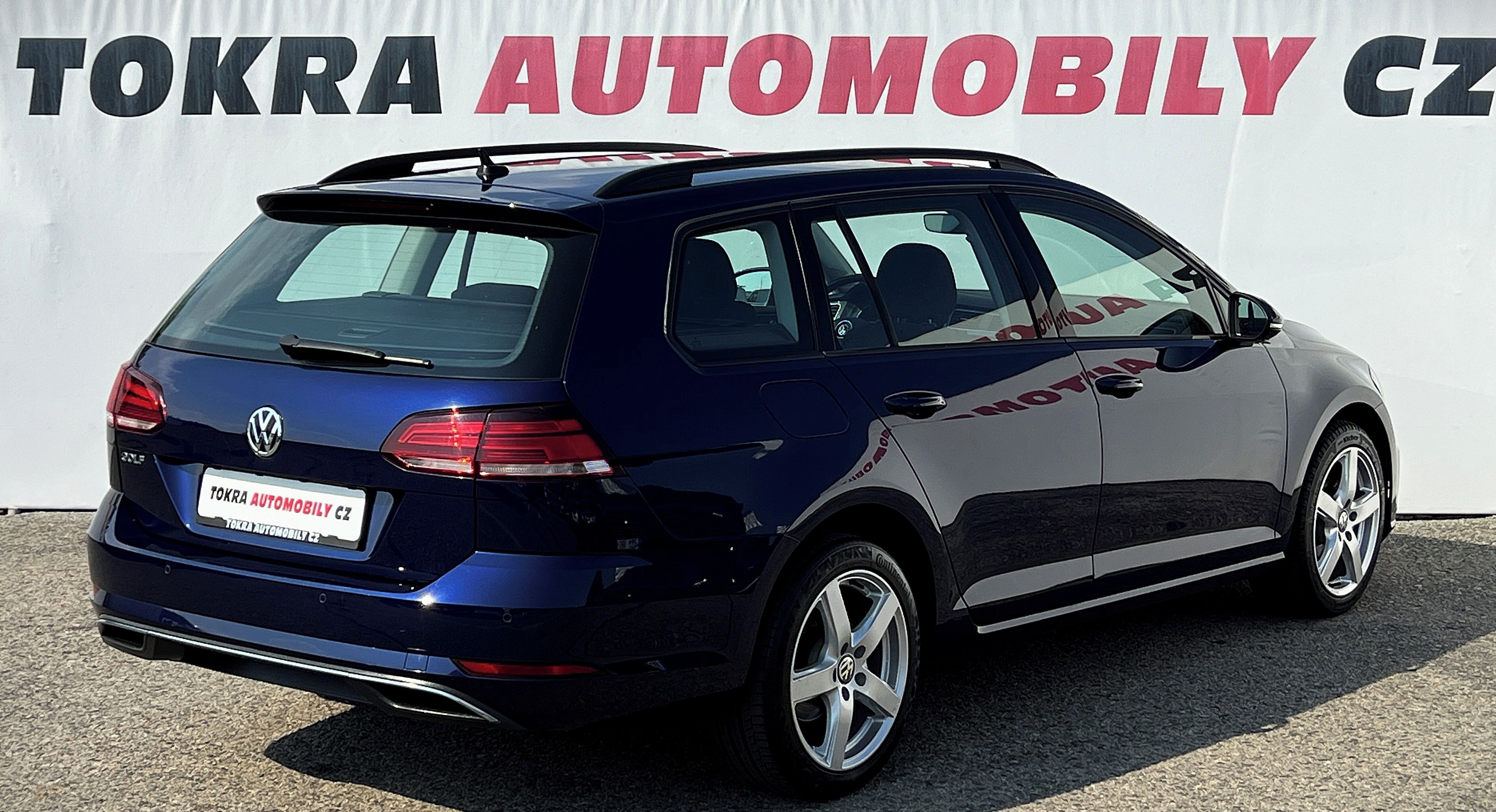 Volkswagen Golf, 1.6TDI Navigace ACC Kamera DPH - fotka 4