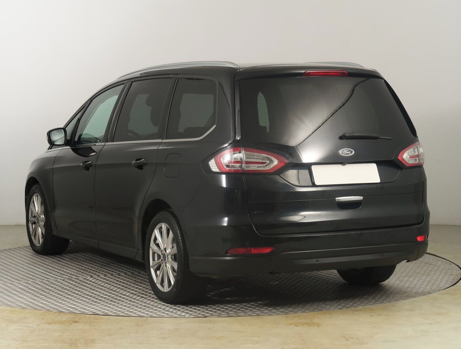 Ford Galaxy, 2.0 EcoBlue, Automat, 7 míst - fotka 4