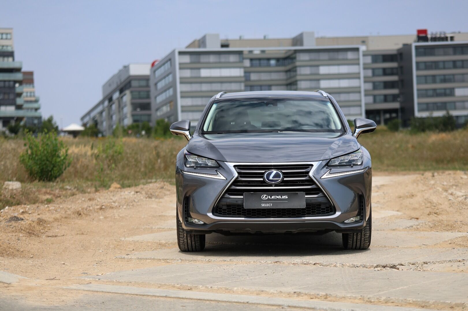 Lexus NX 300h, 300H 2,5 HEV PREMIUM (LUXURY) - fotka 4
