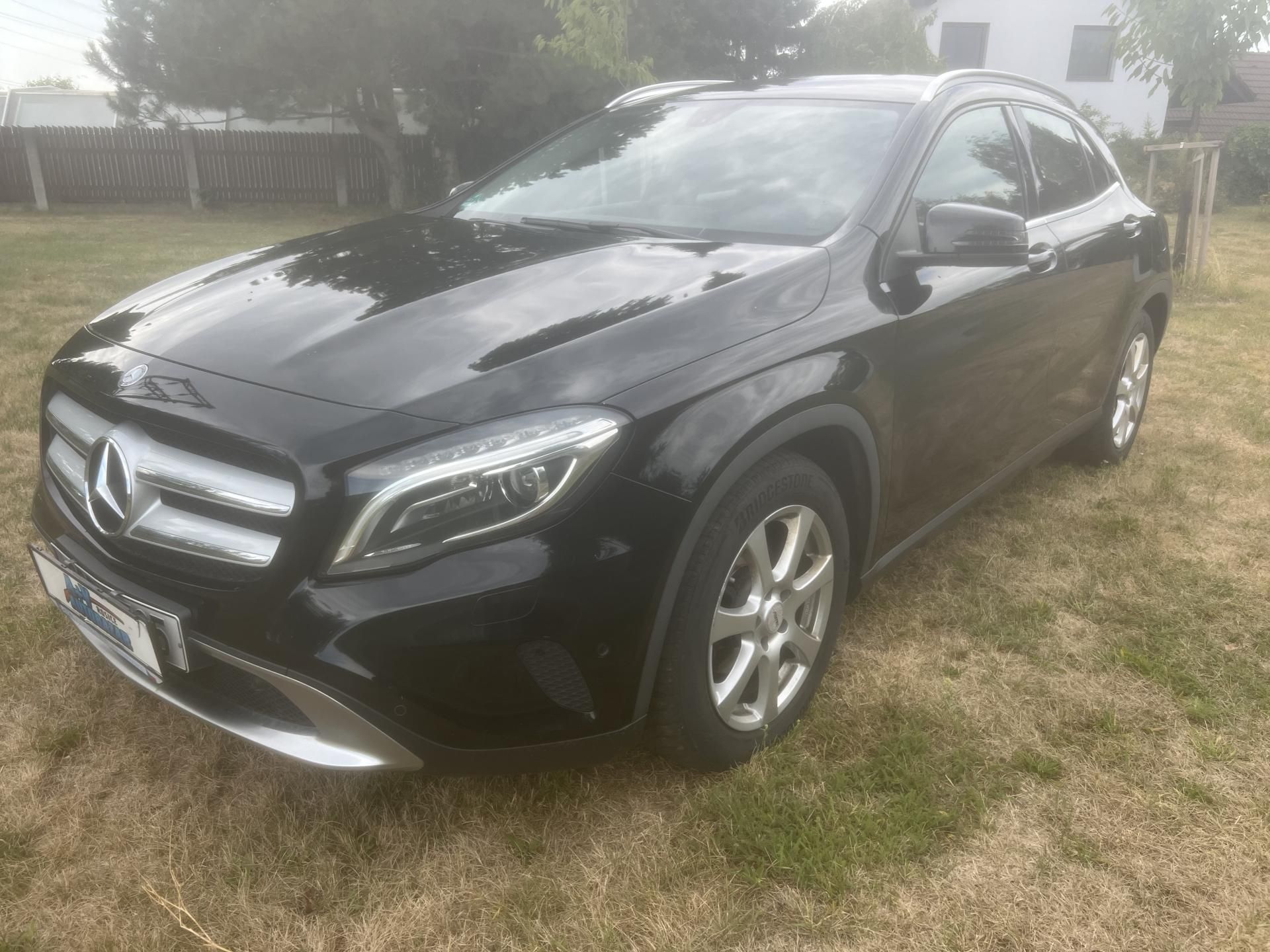 Mercedes-Benz GLA, GLA 220 CDI 125 kw 4x4 - fotka 4