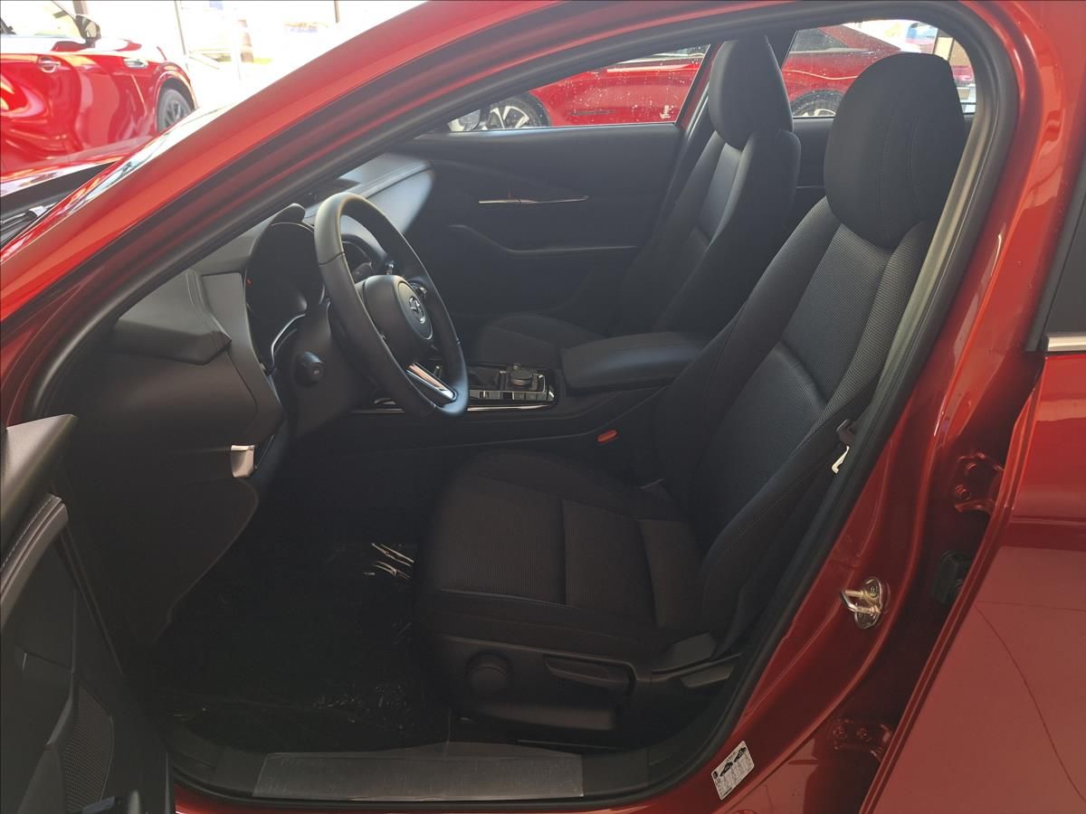 Mazda CX-30, 2.5 G 140k 6AT FWD Exclusive-L - fotka 3