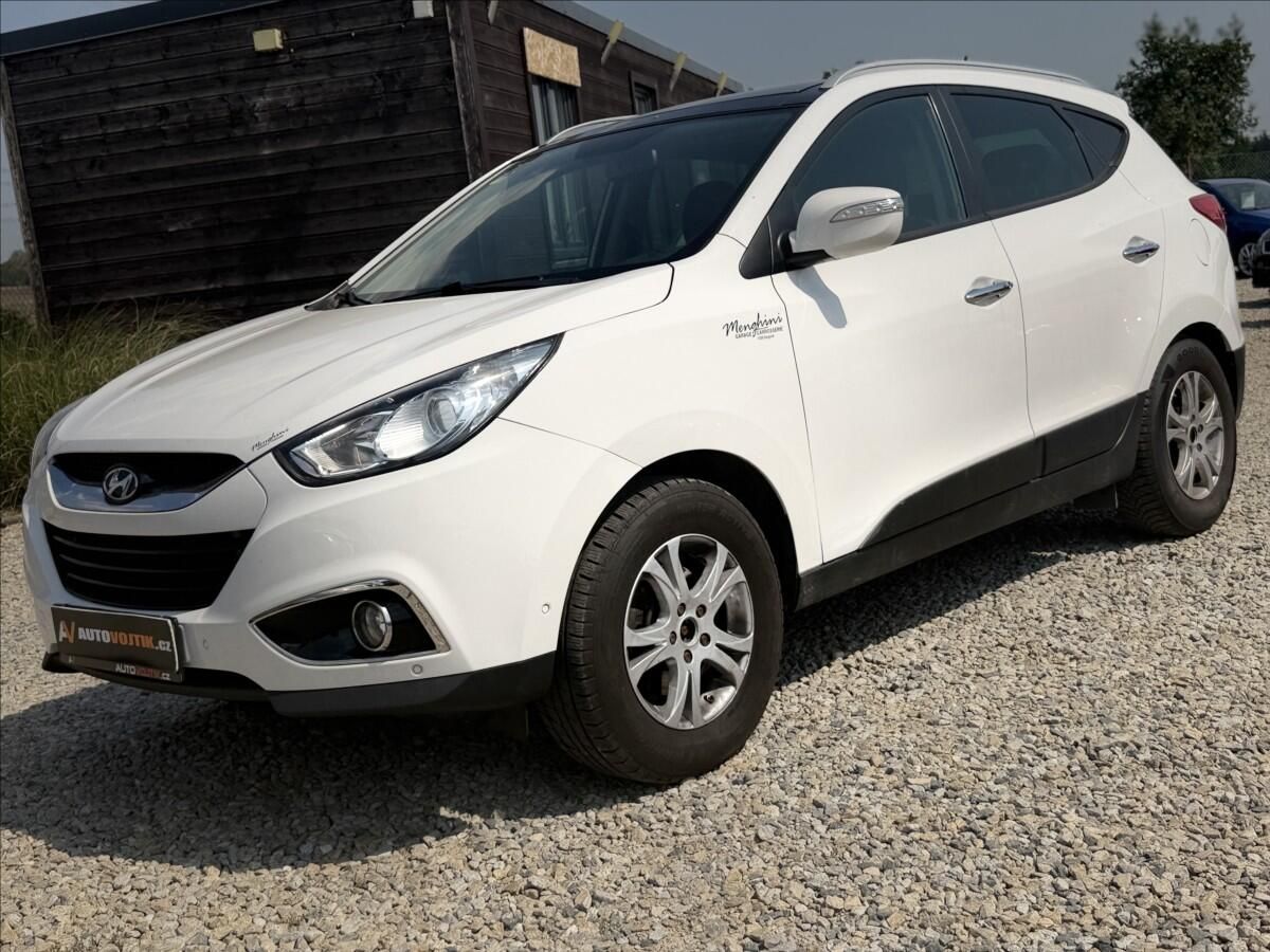 Hyundai ix35, 2,0 135kW A/T NAVI PANO 4X4