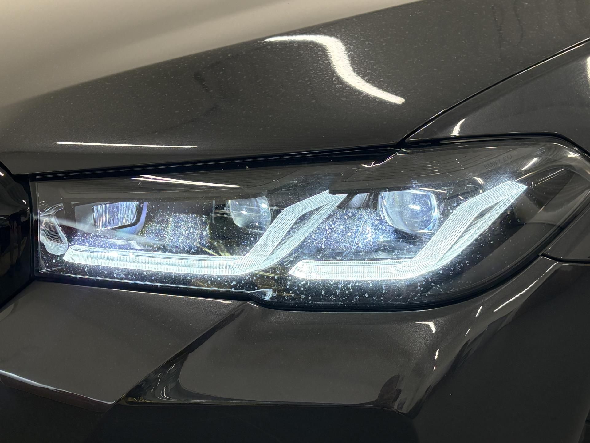 BMW Řada 5, 520d xDrive, Mpaket PRO - fotka 5