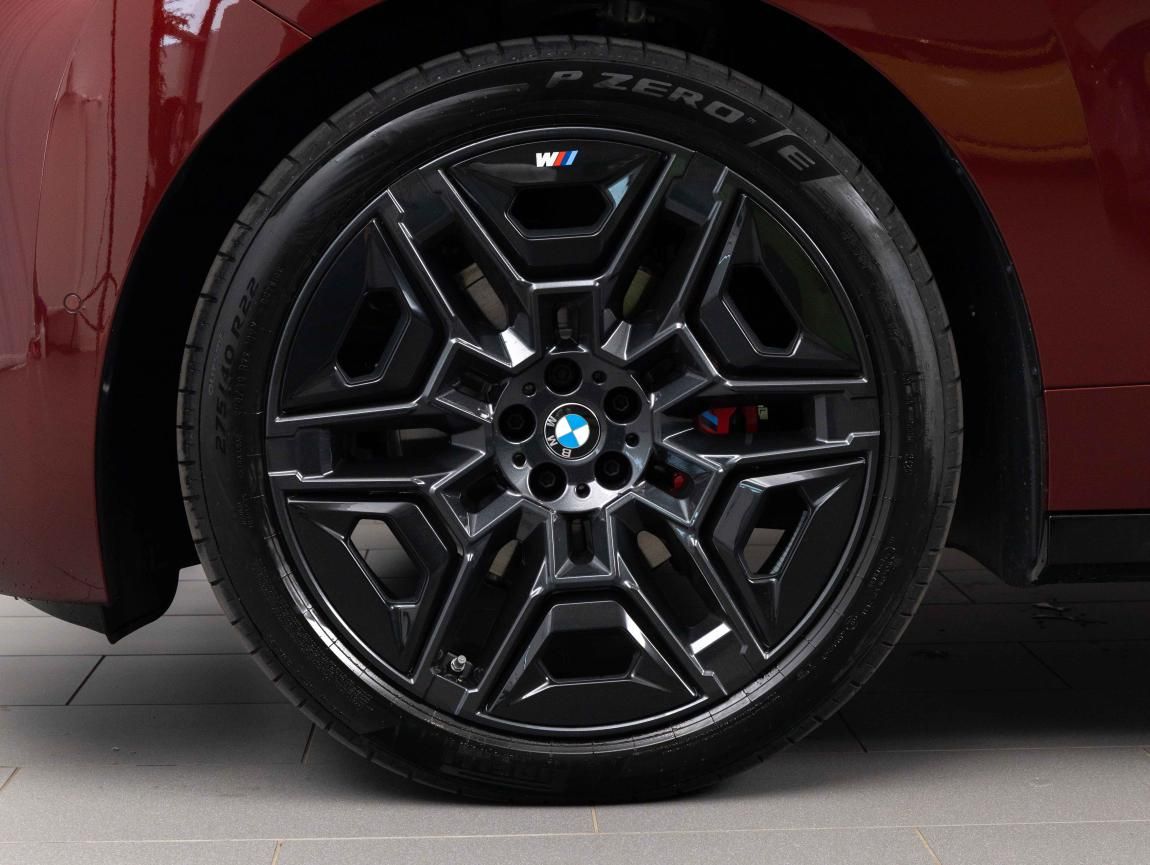 BMW iX, xDrive45 - fotka 4