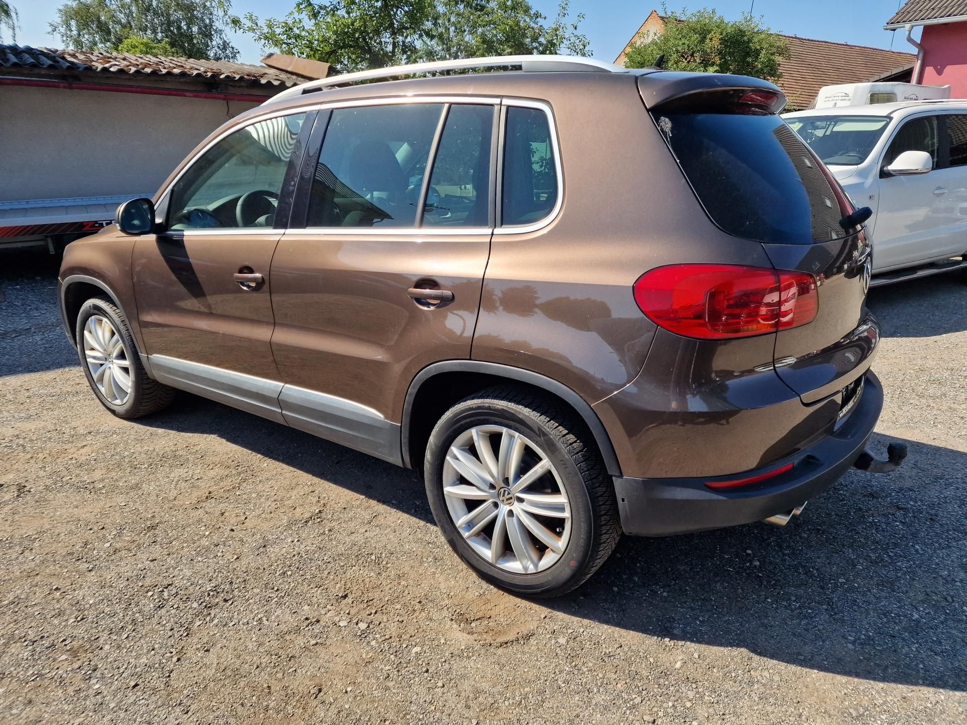 Volkswagen Tiguan, 2,0TDI 125KW SPORT&STYLE 4x4 - fotka 5
