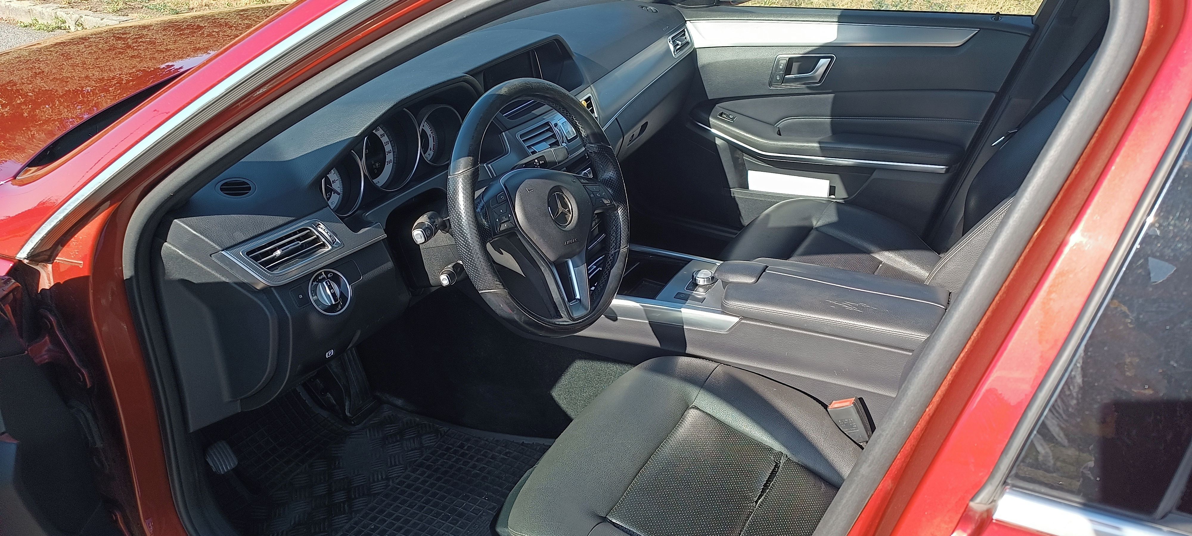 Mercedes-Benz Třídy E - fotka 6