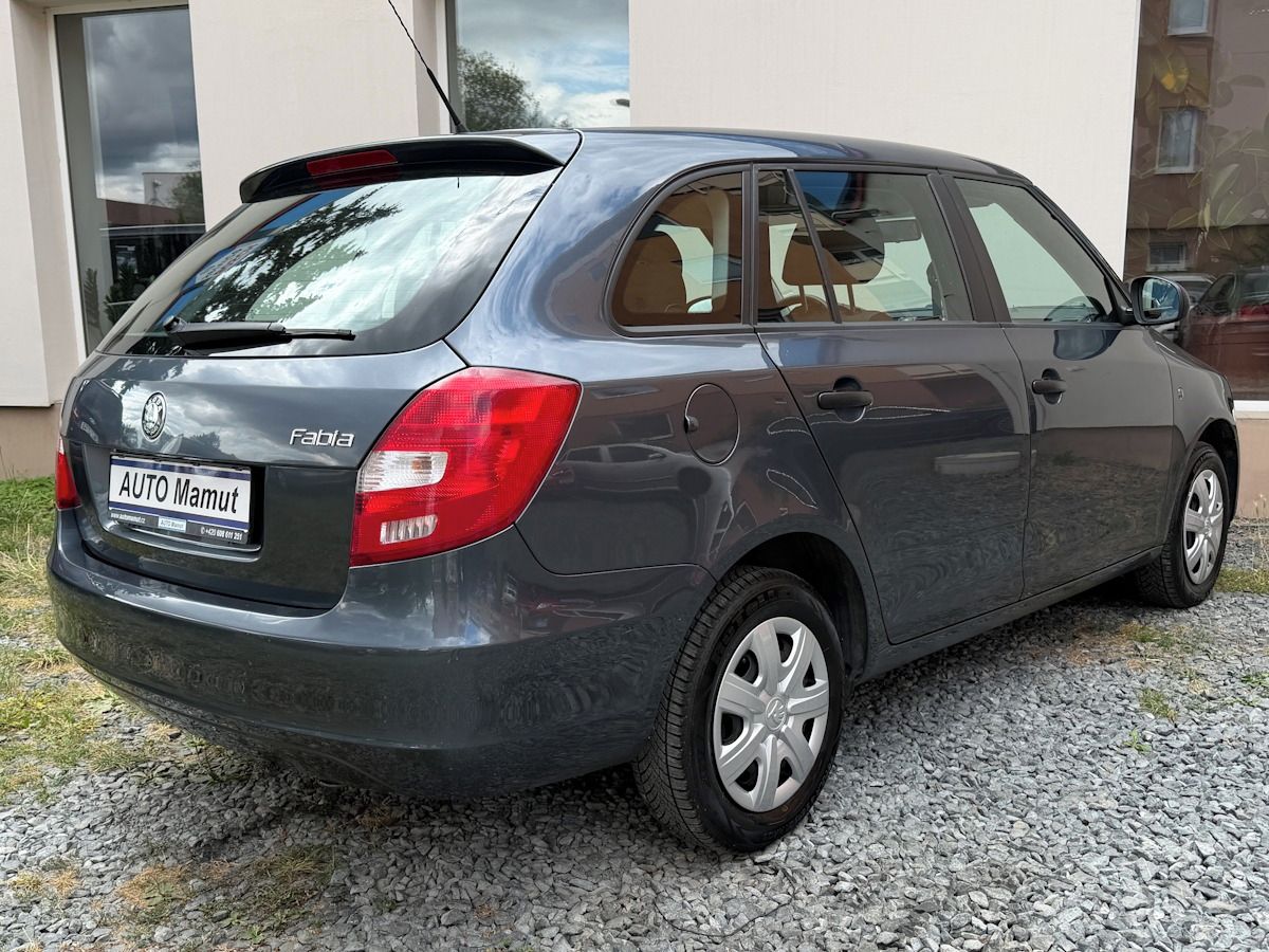 Škoda Fabia, 1.4 16v 63kW bez koroze, 1.maj - fotka 3