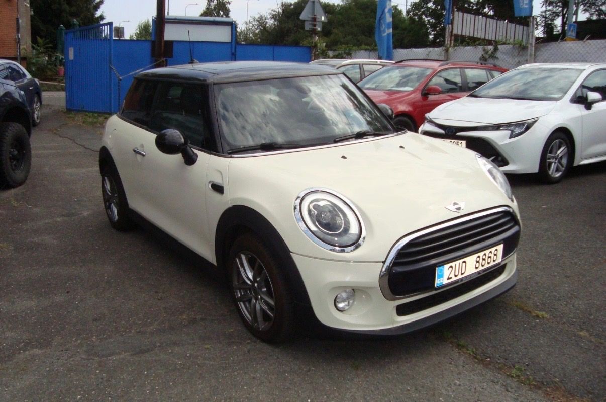 Mini Cooper, Mini Cooper 1.5 D, AUTOMAT
