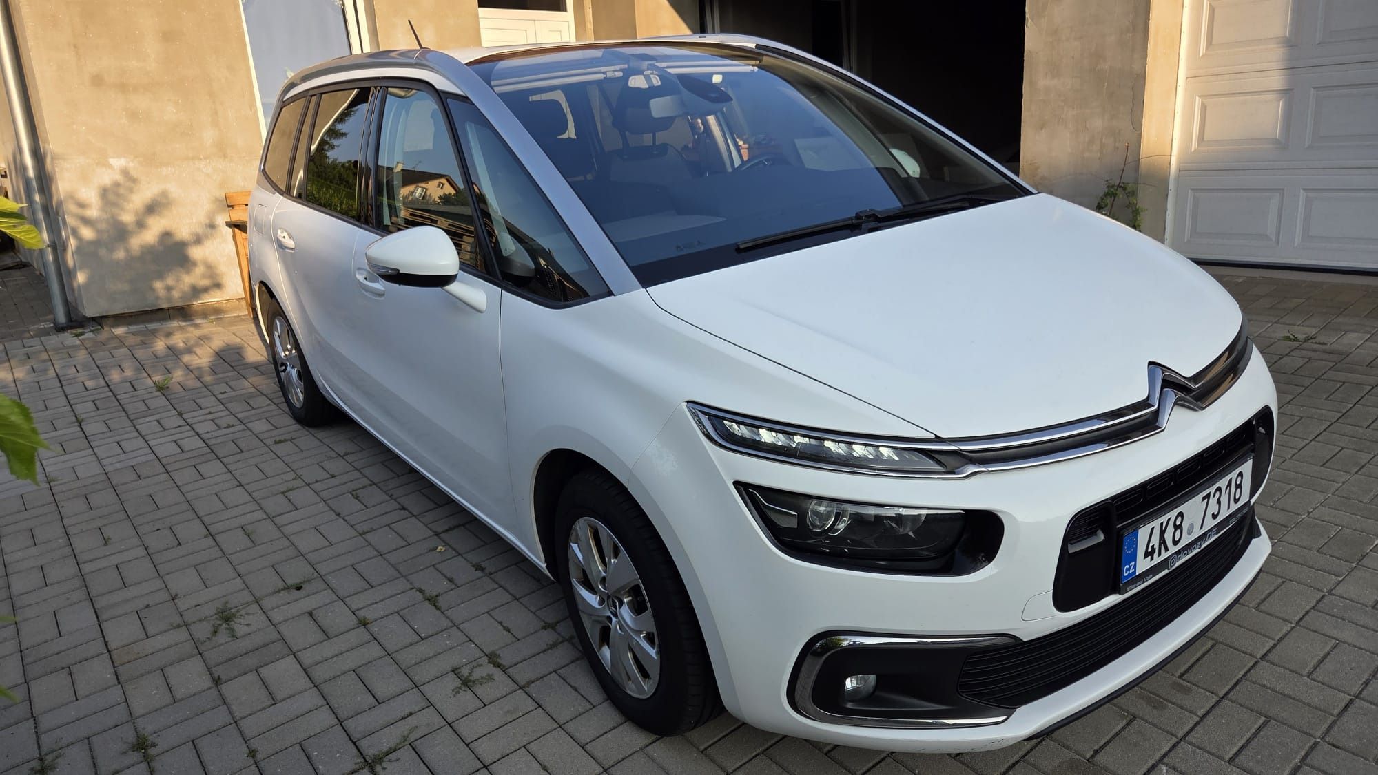Citroën Grand C4 Picasso, Citroën C4 Grand 1.6HDI - fotka 5