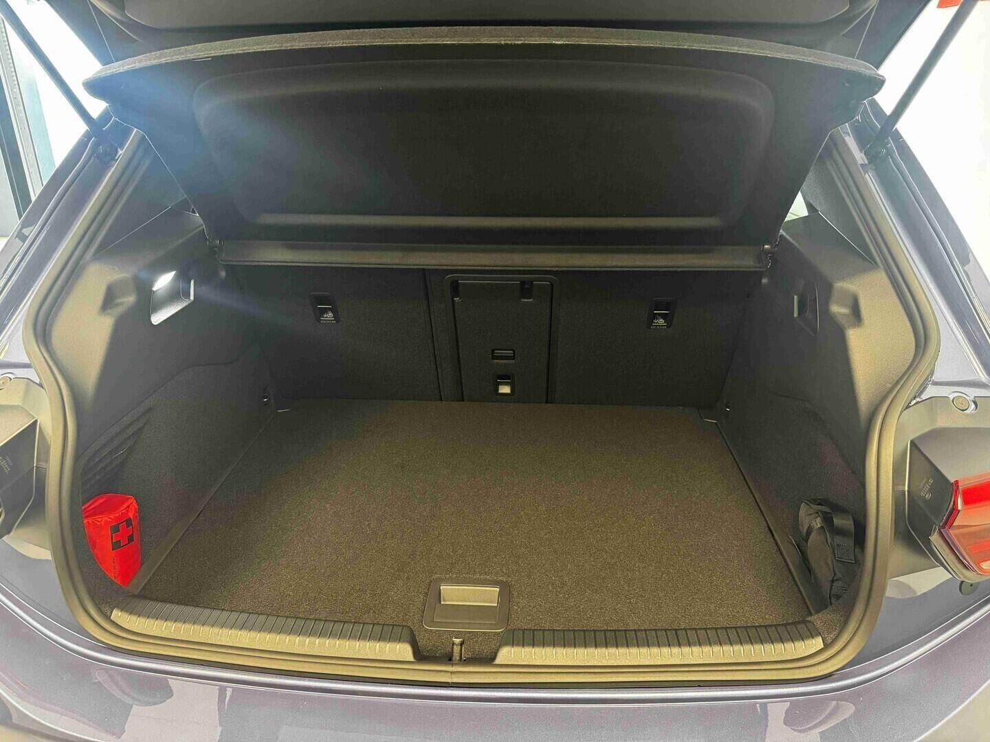 Volkswagen ID.3, Neo Life 58 kWh  140 kW - fotka 5