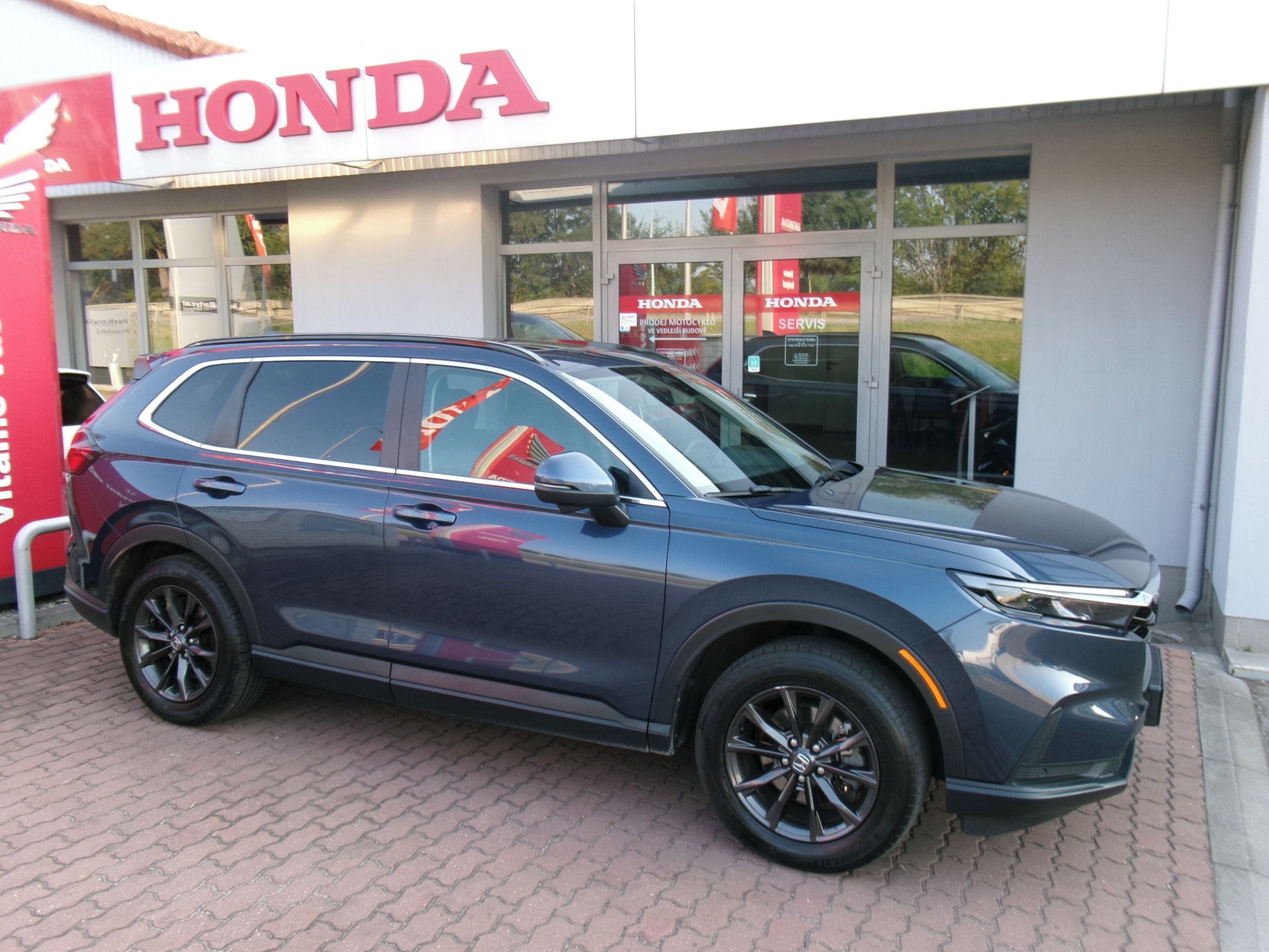 Honda CR-V, 2.0e:HEV 4x4 ELEGANCE, ČR, DPH - fotka 4