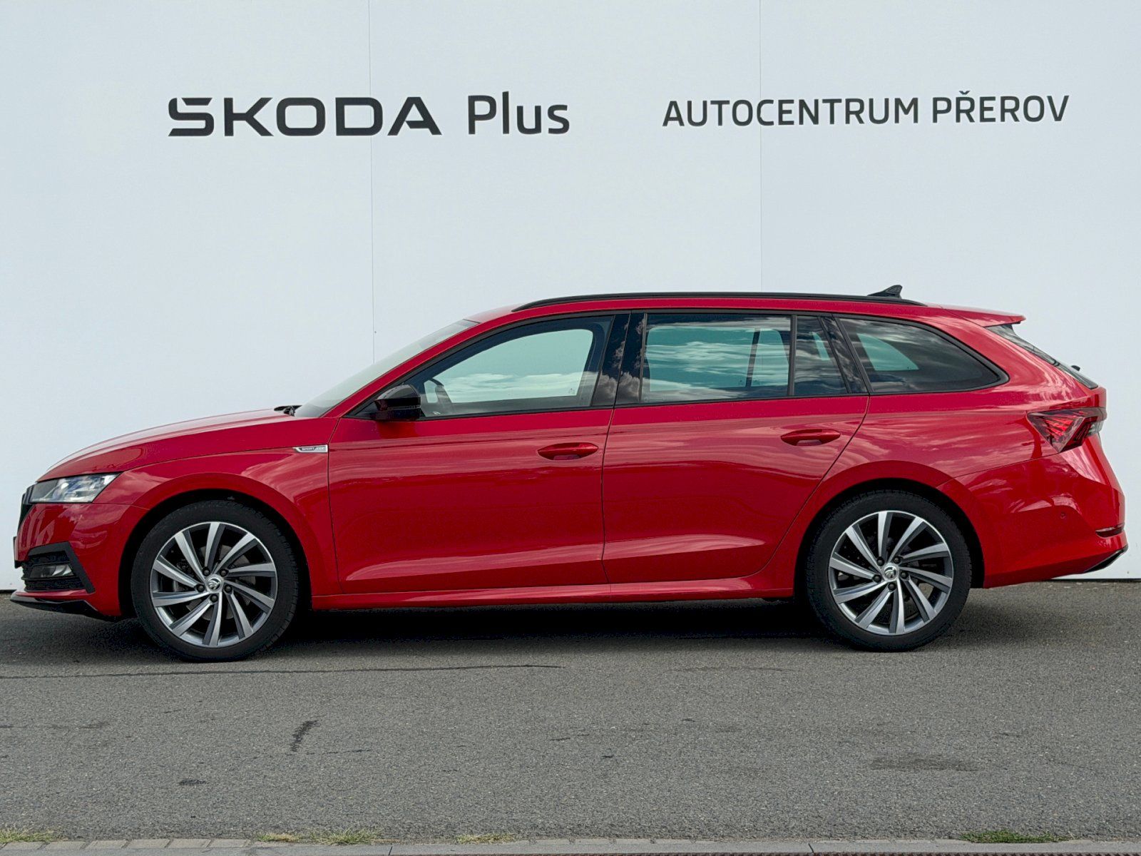 Škoda Octavia, 1.5 TSI 110kW SportLine DSG DC - fotka 3